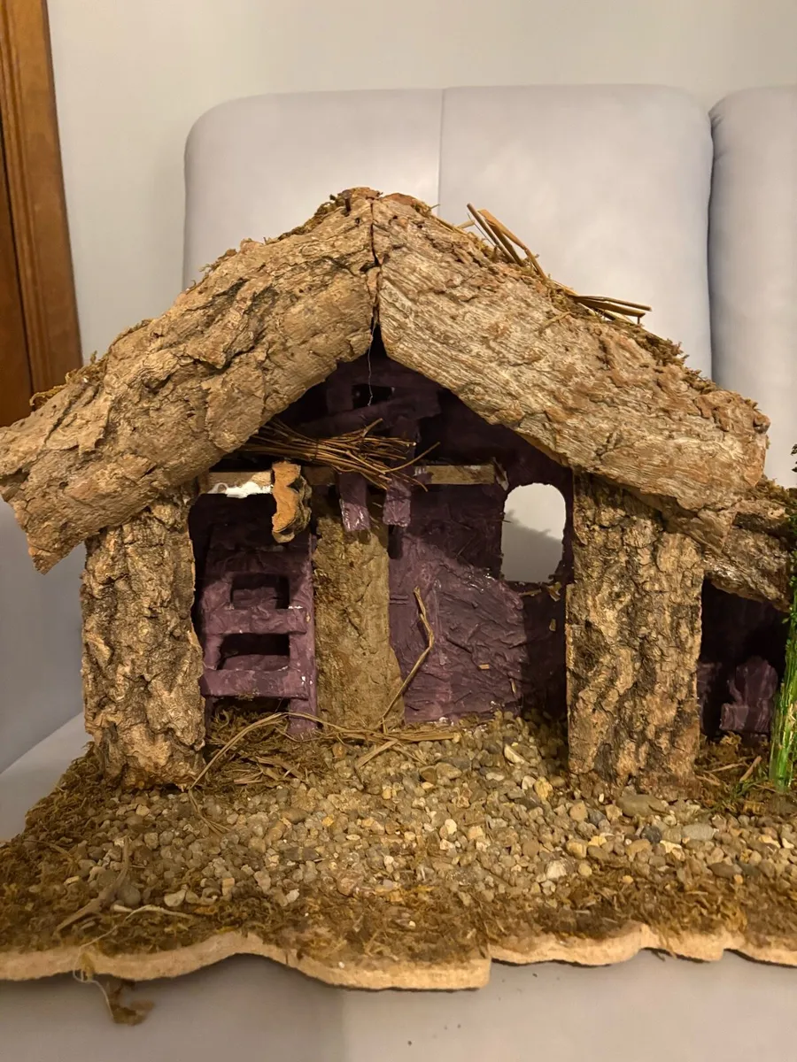 Lovely Christmas crib - Image 2