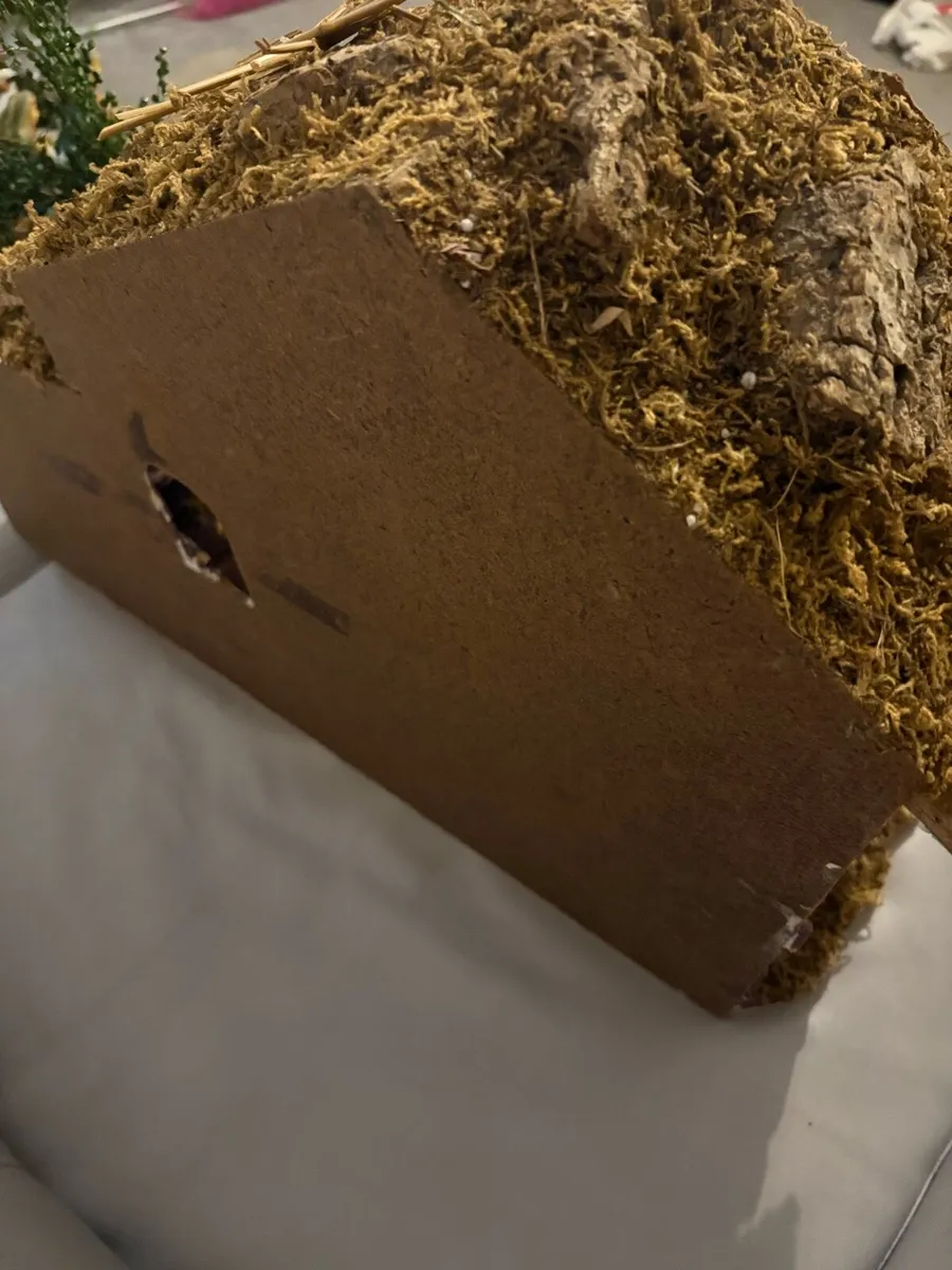 Lovely Christmas crib - Image 4