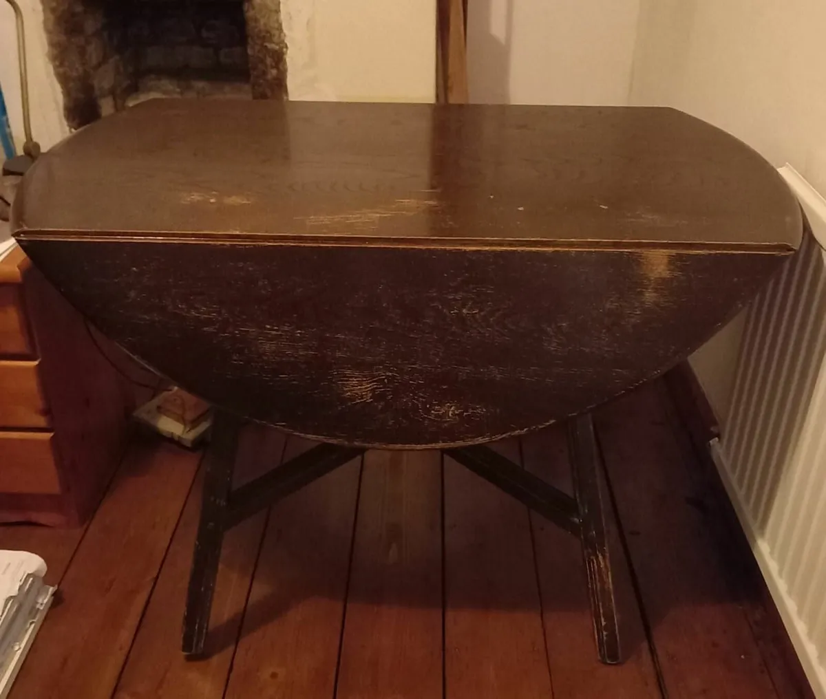 Wooden dining table - Image 4