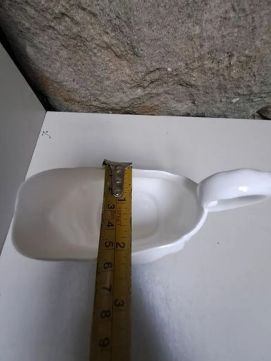Small white gravy jug - Image 4