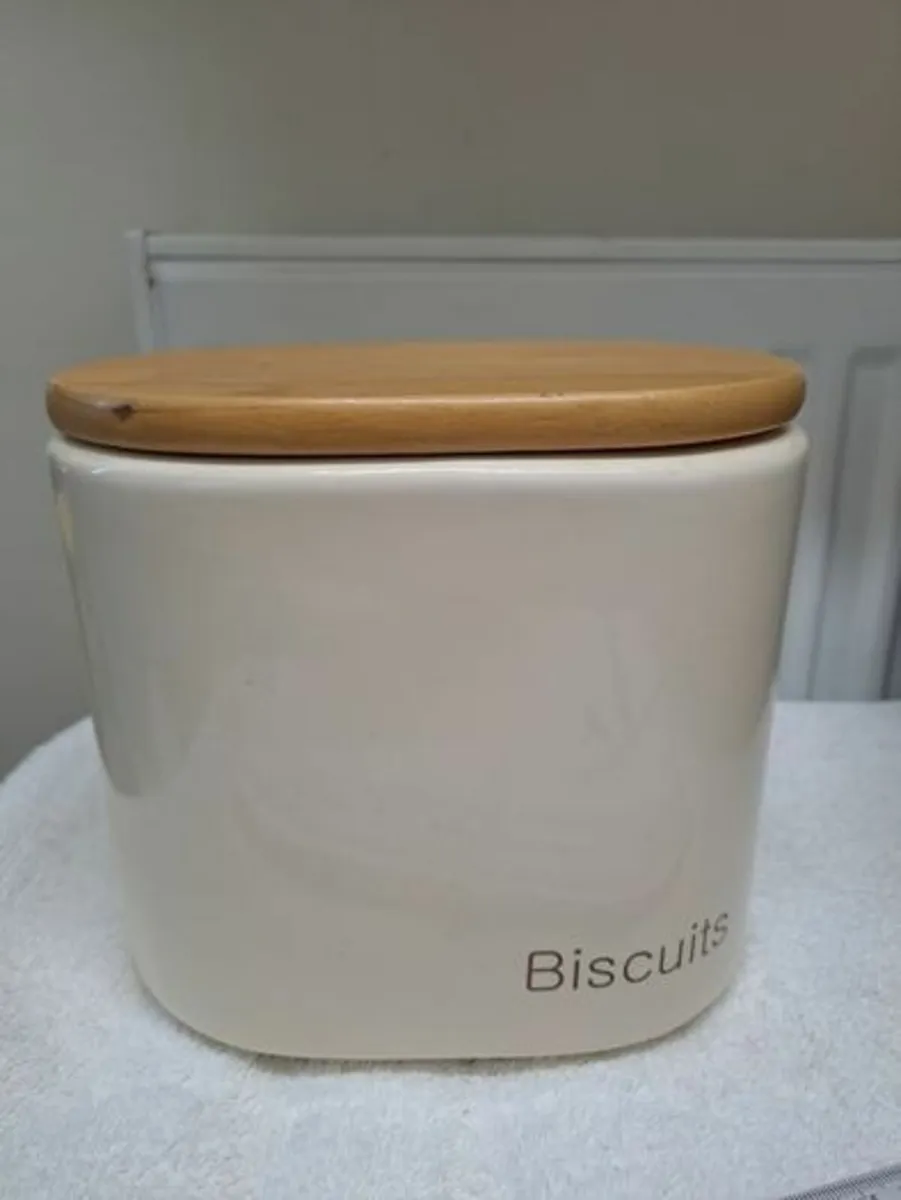 Vintage Mindy Brownes biscuit container - Image 1