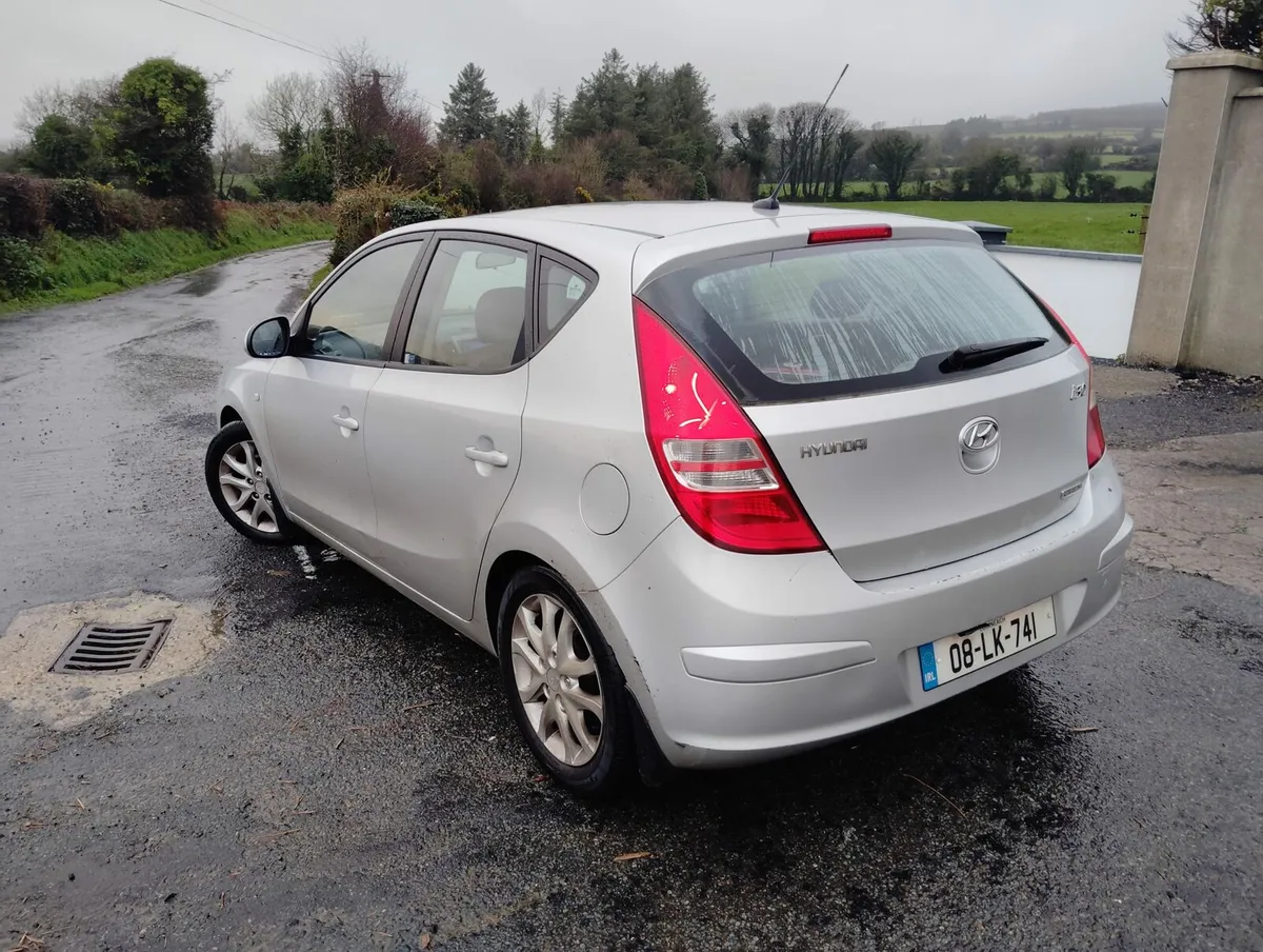 Hyundai i30 - Image 2