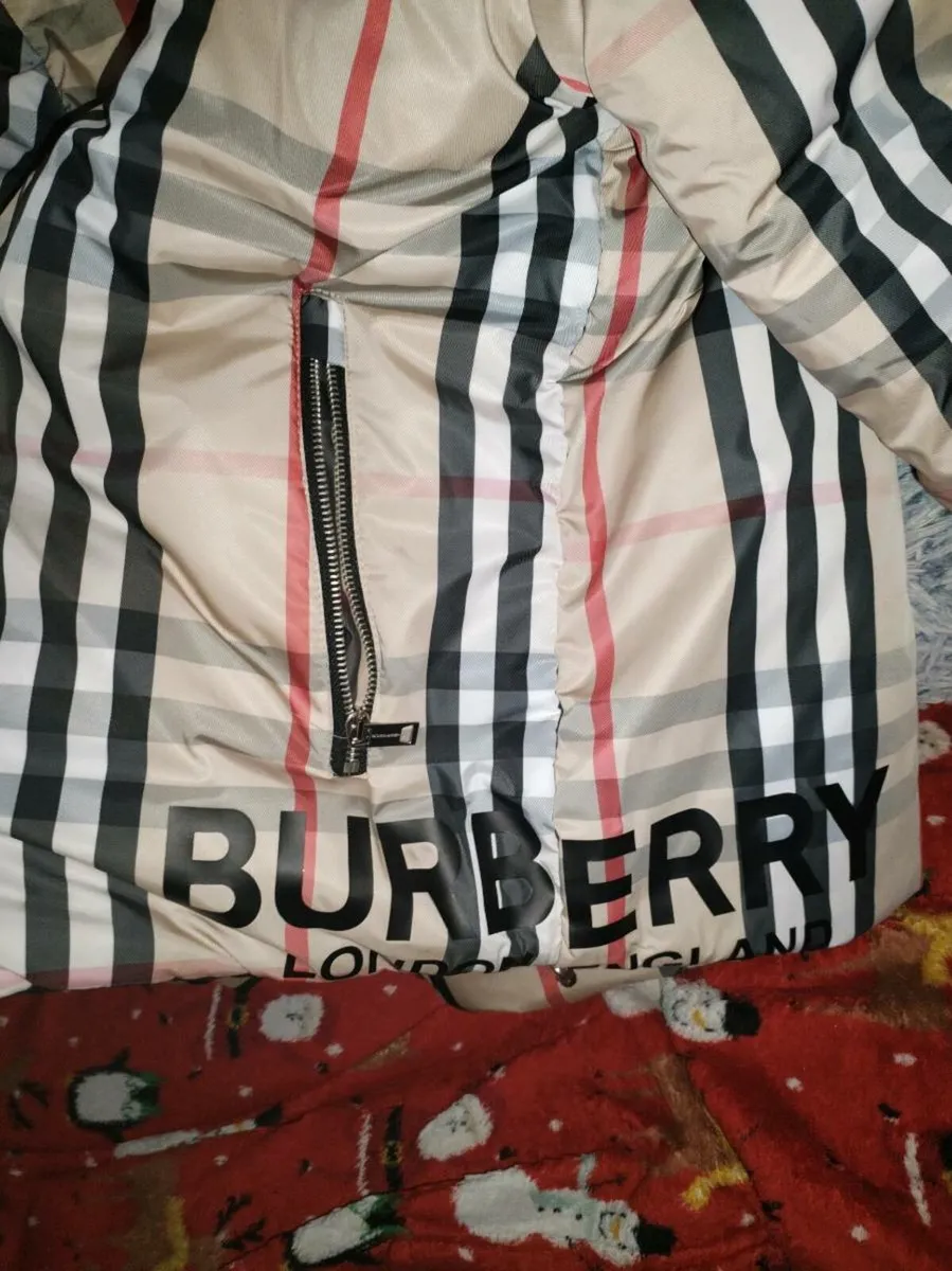 Burberry reversible jacket - Image 2