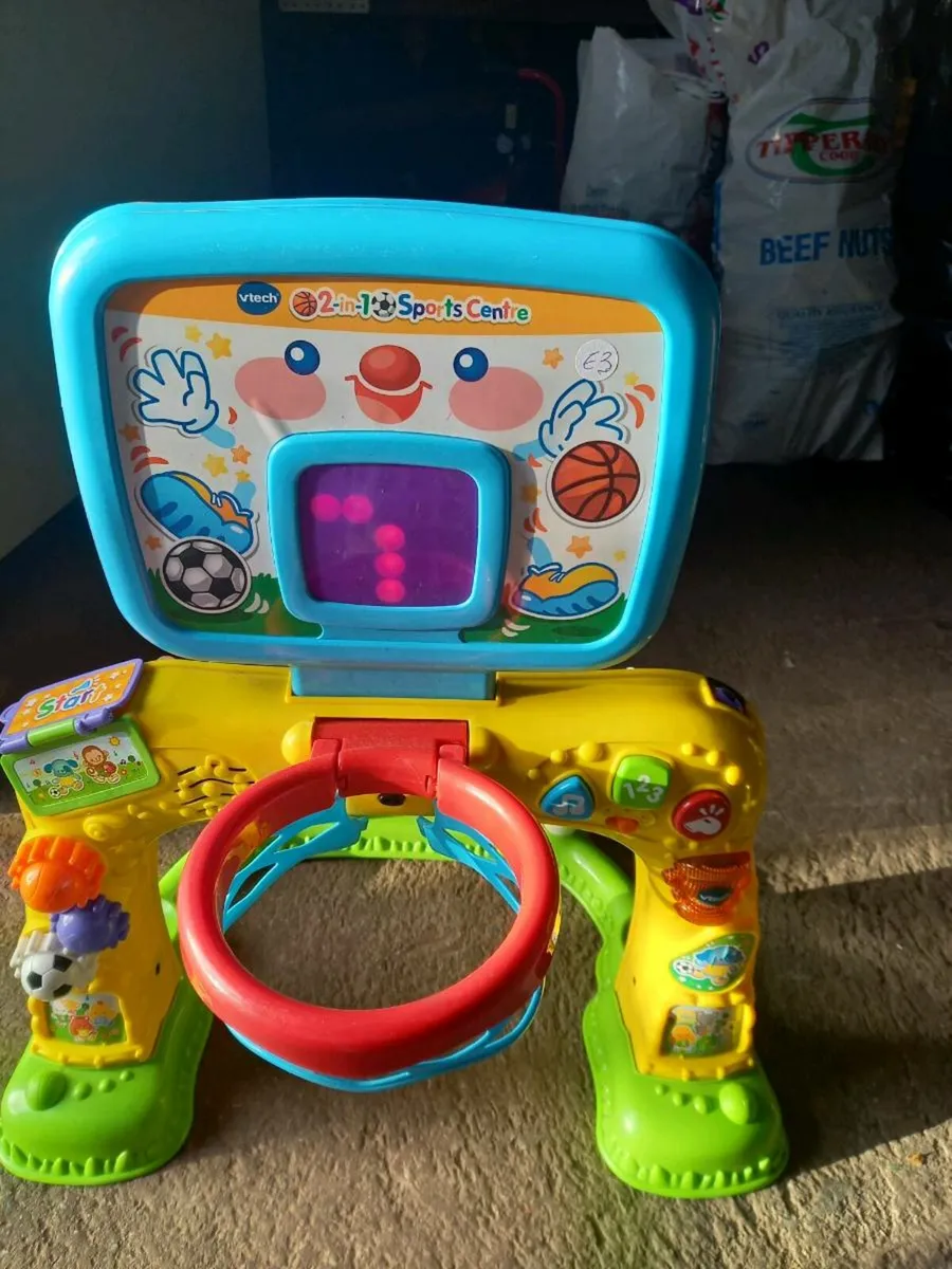 Vtech  2 in 1activity and  sports centre - Image 2