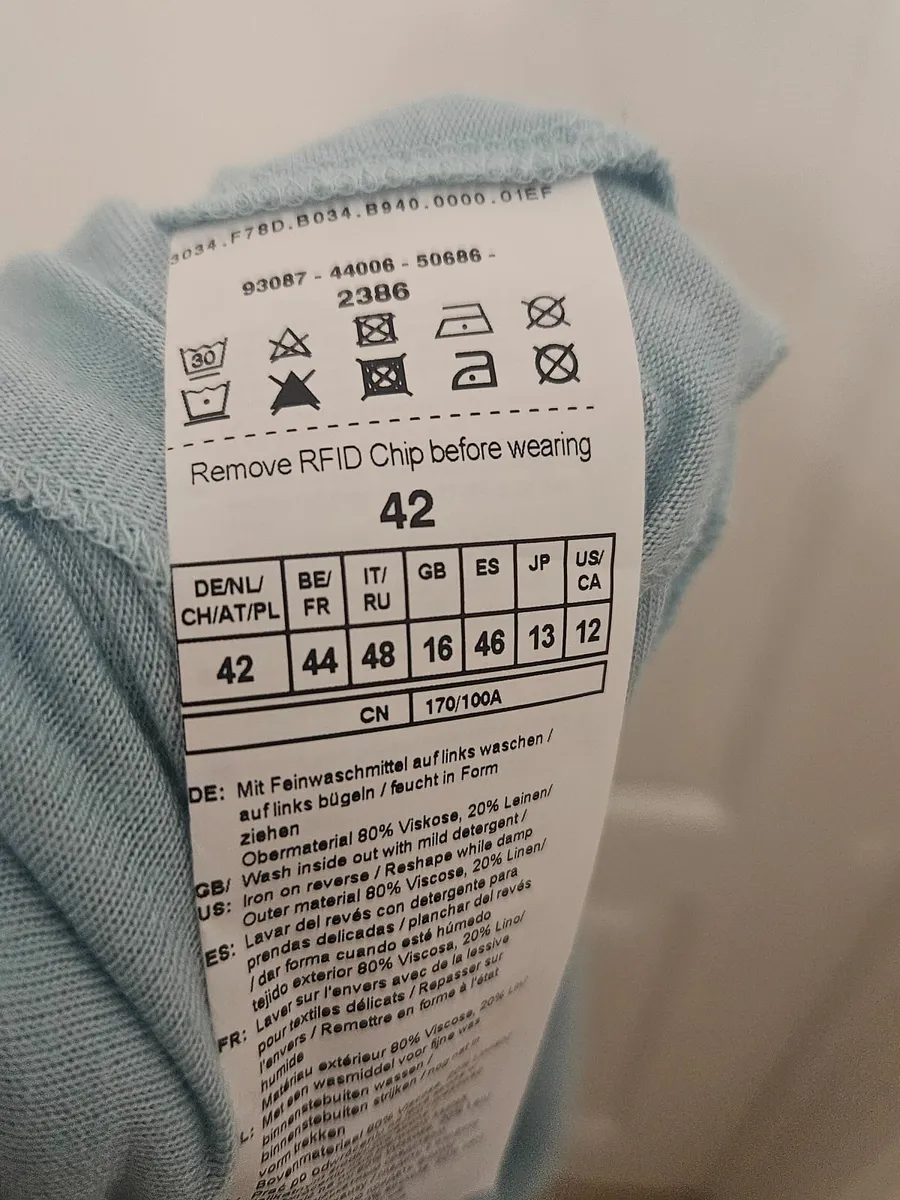 Blue top with matching cardigan - Image 2