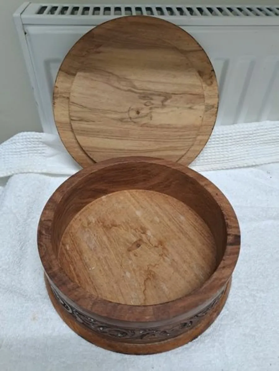 Round Wooden box - Image 4
