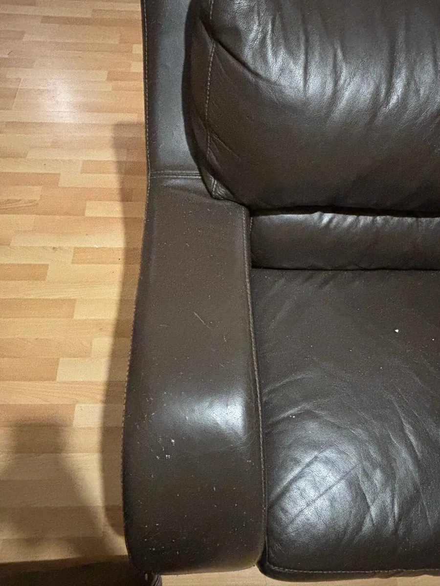 2 & 3 seater leather couches - Image 3