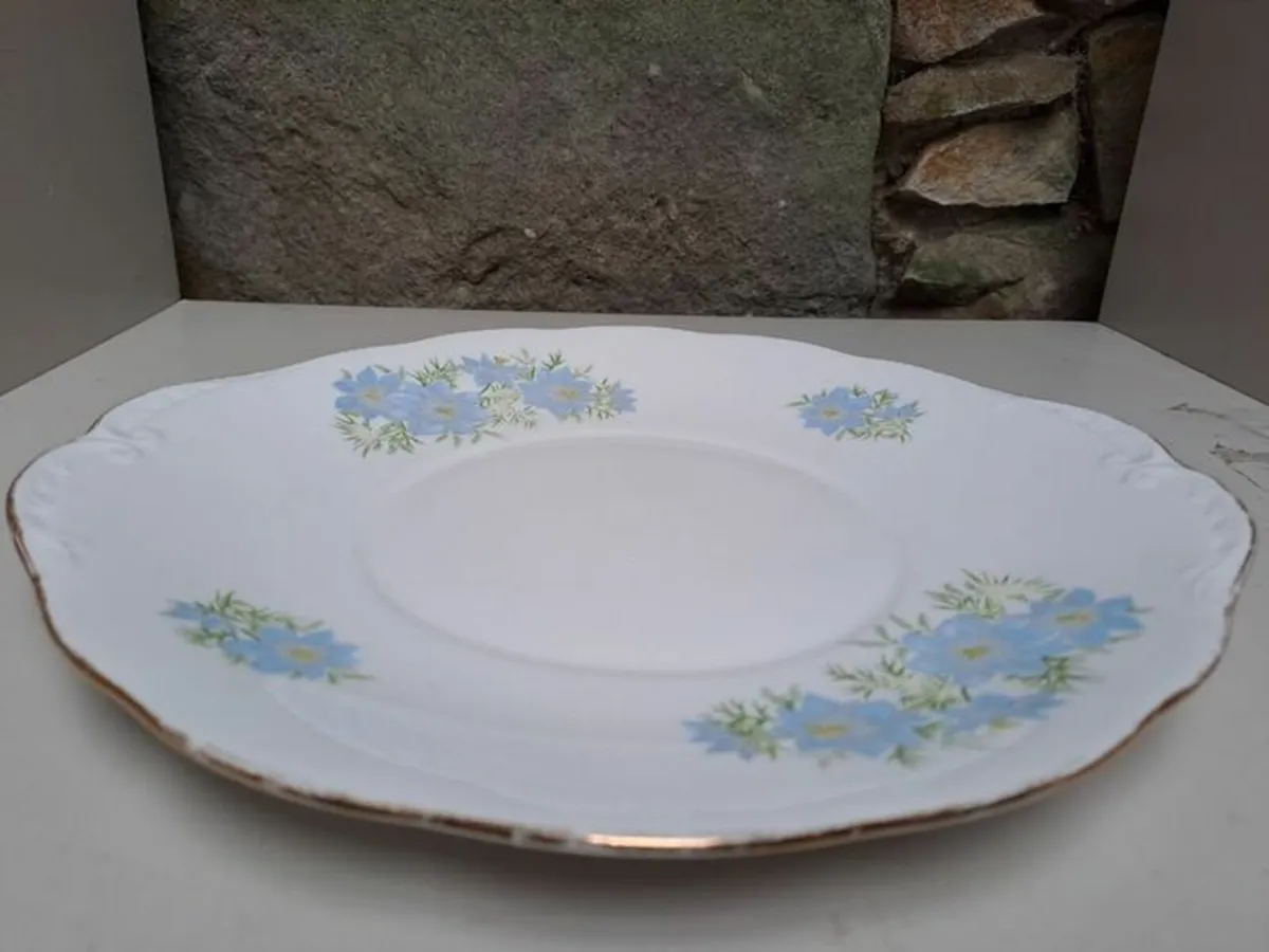 Vintage cake plate Queen Anne - Image 1