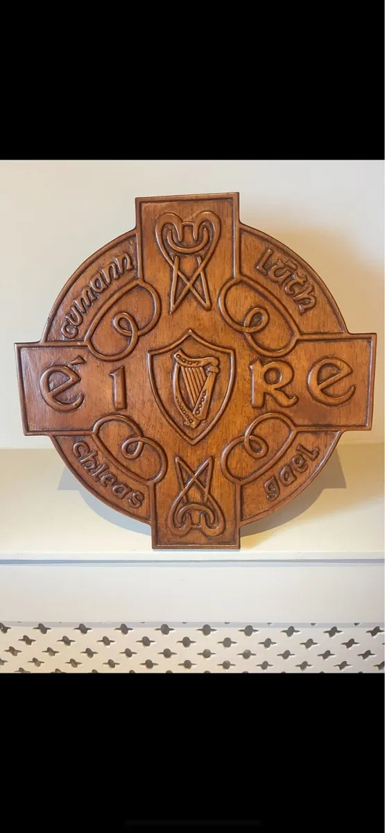 Mahogany GAA SHIELD - Image 1