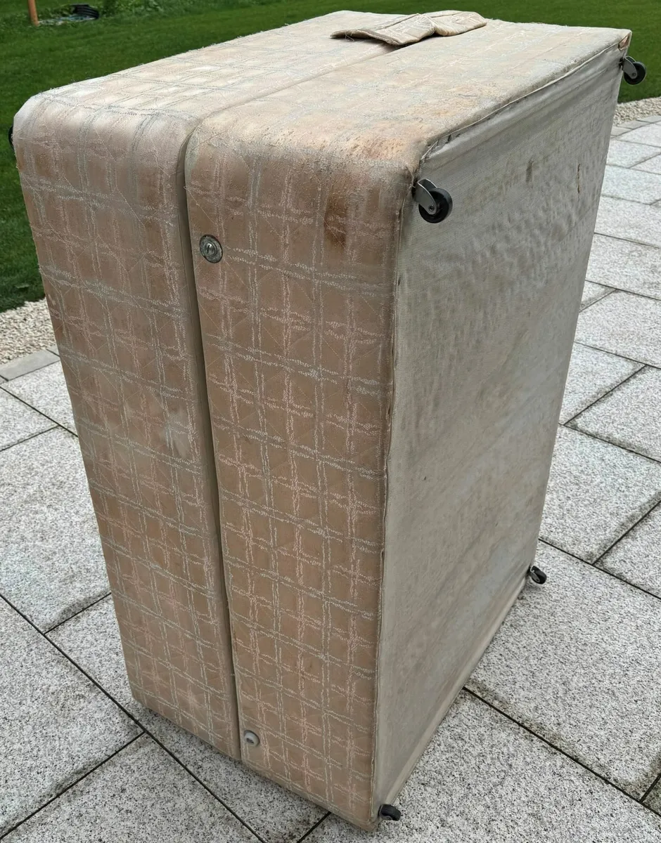 4' 6" Divan Base and Headboard - Image 4