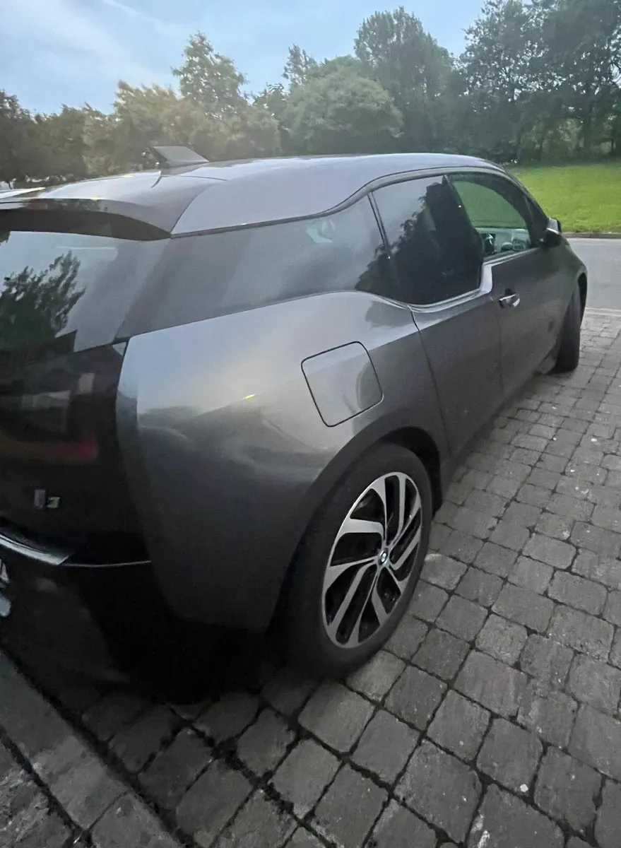 BMW i3 2016 - Image 1