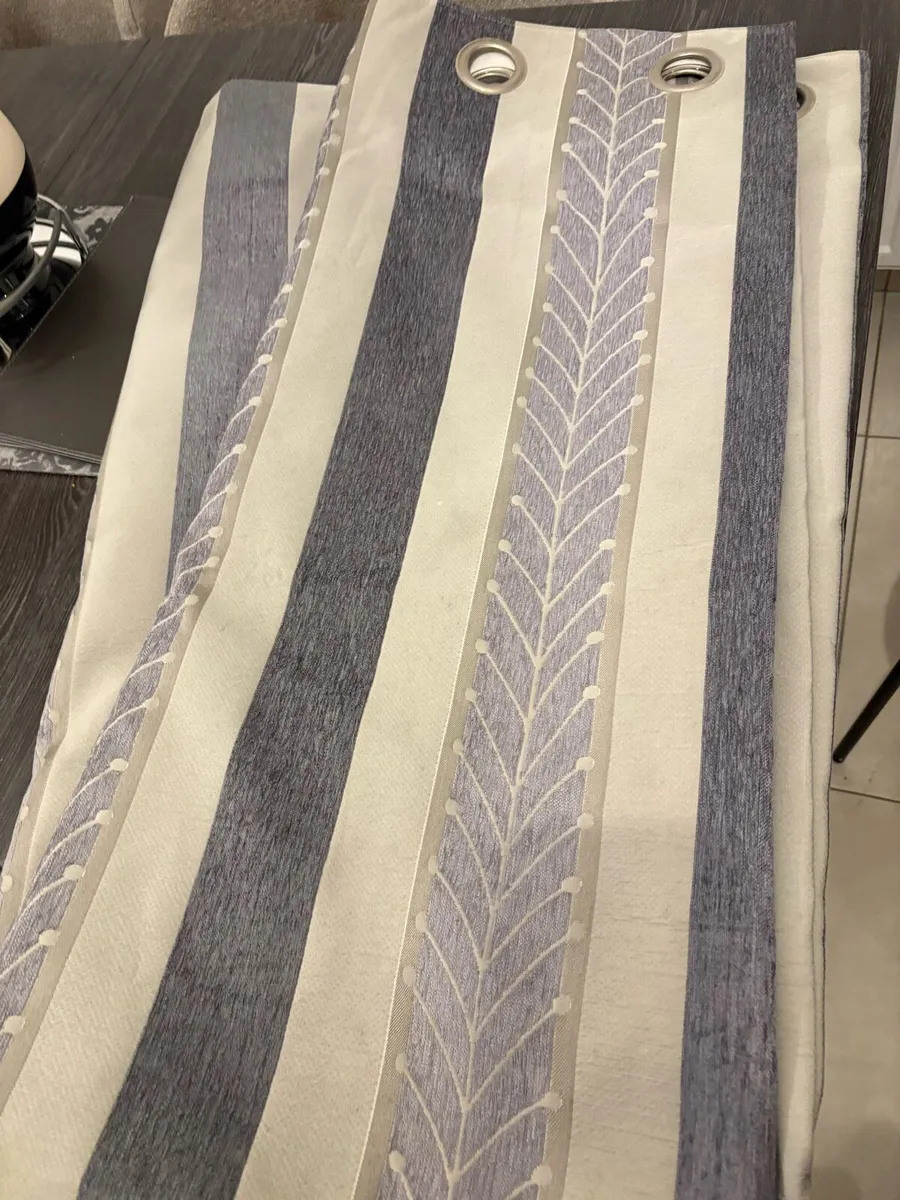Curtains - Image 1