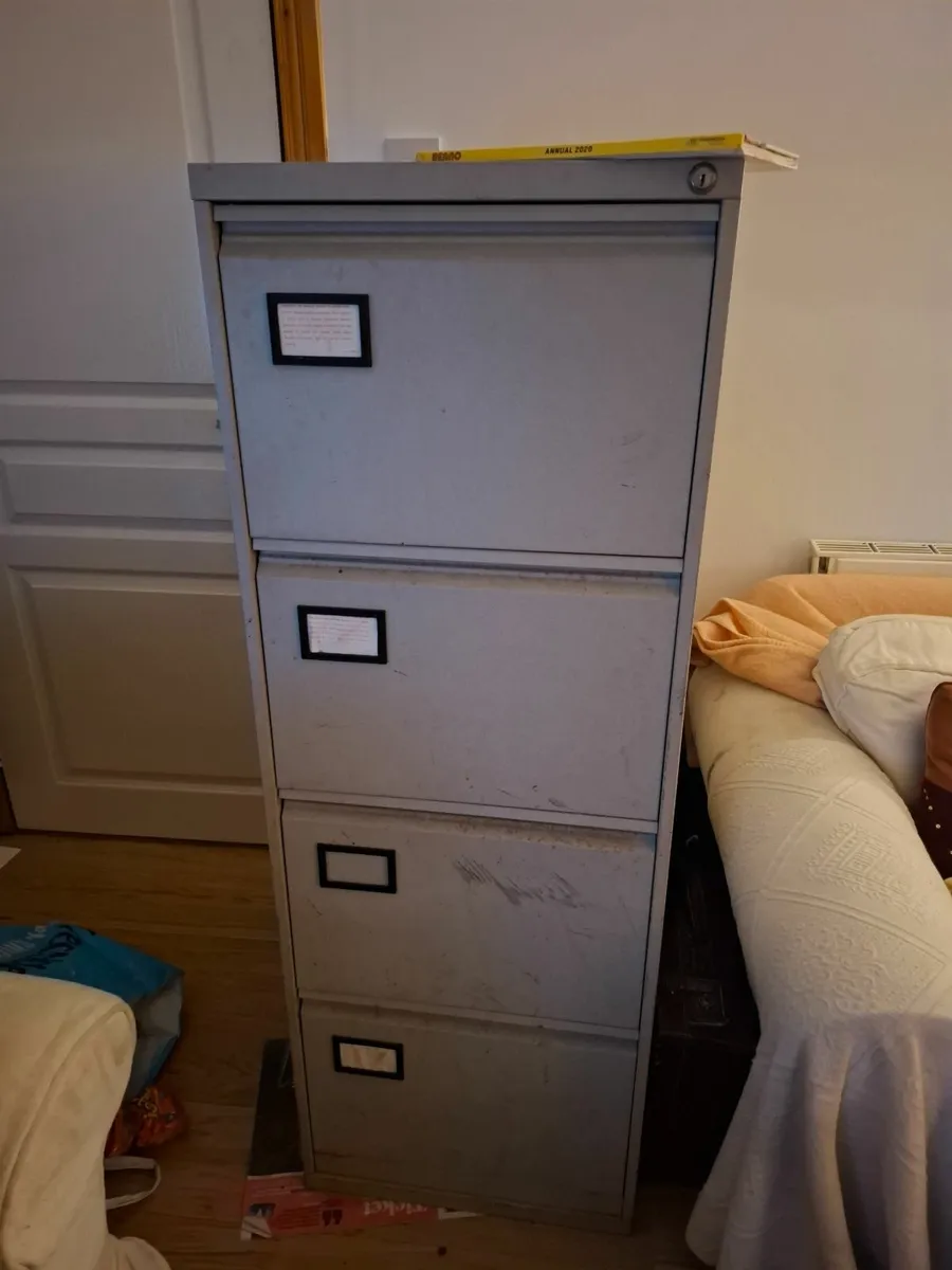 4 drawer filing cabinet