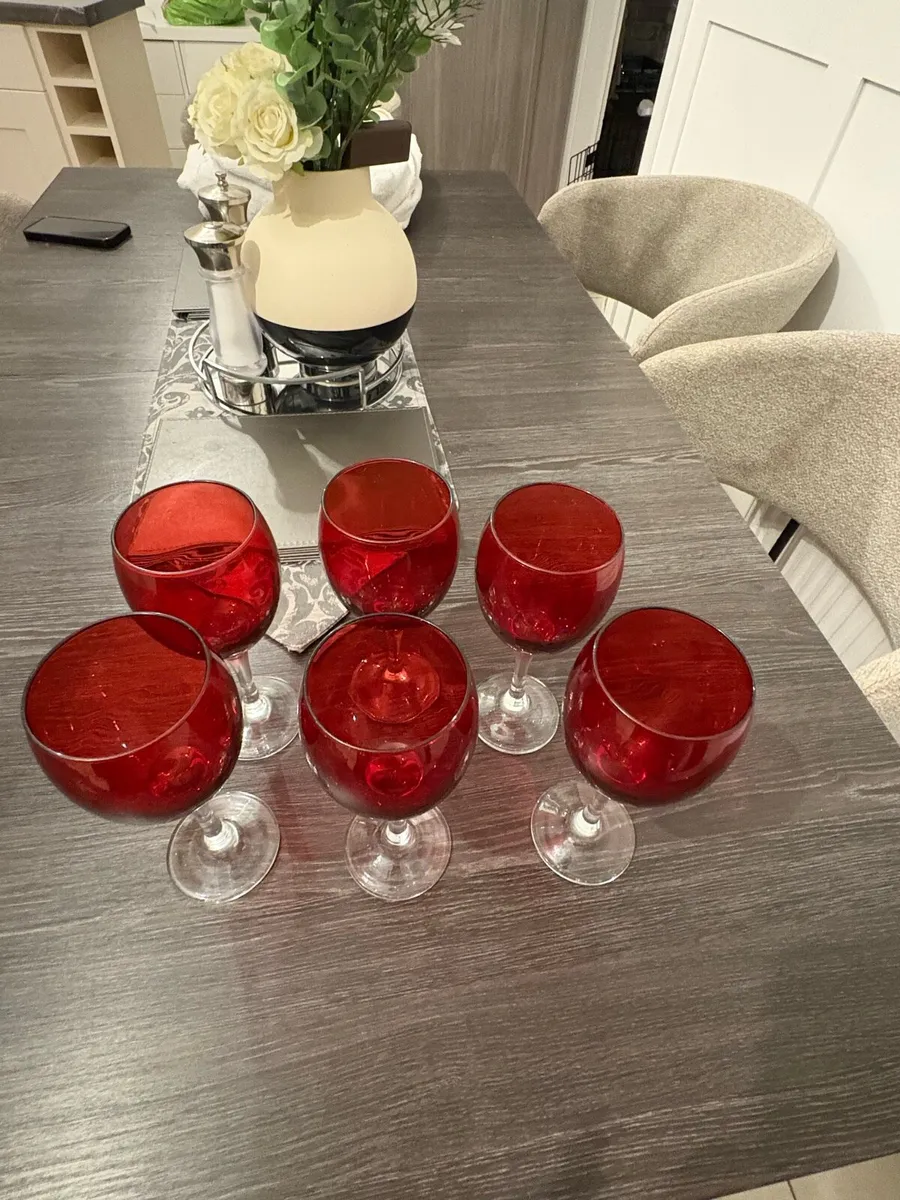 Wine glasses - Image 2