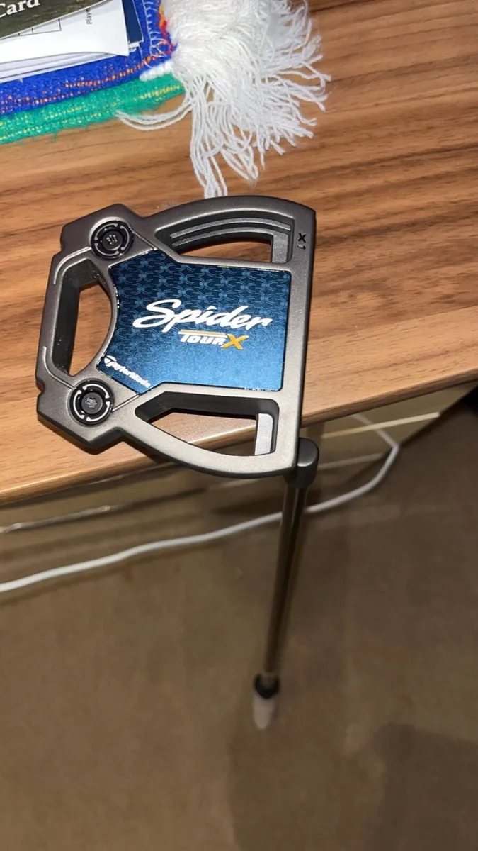 Golf bag with clubs - Image 4