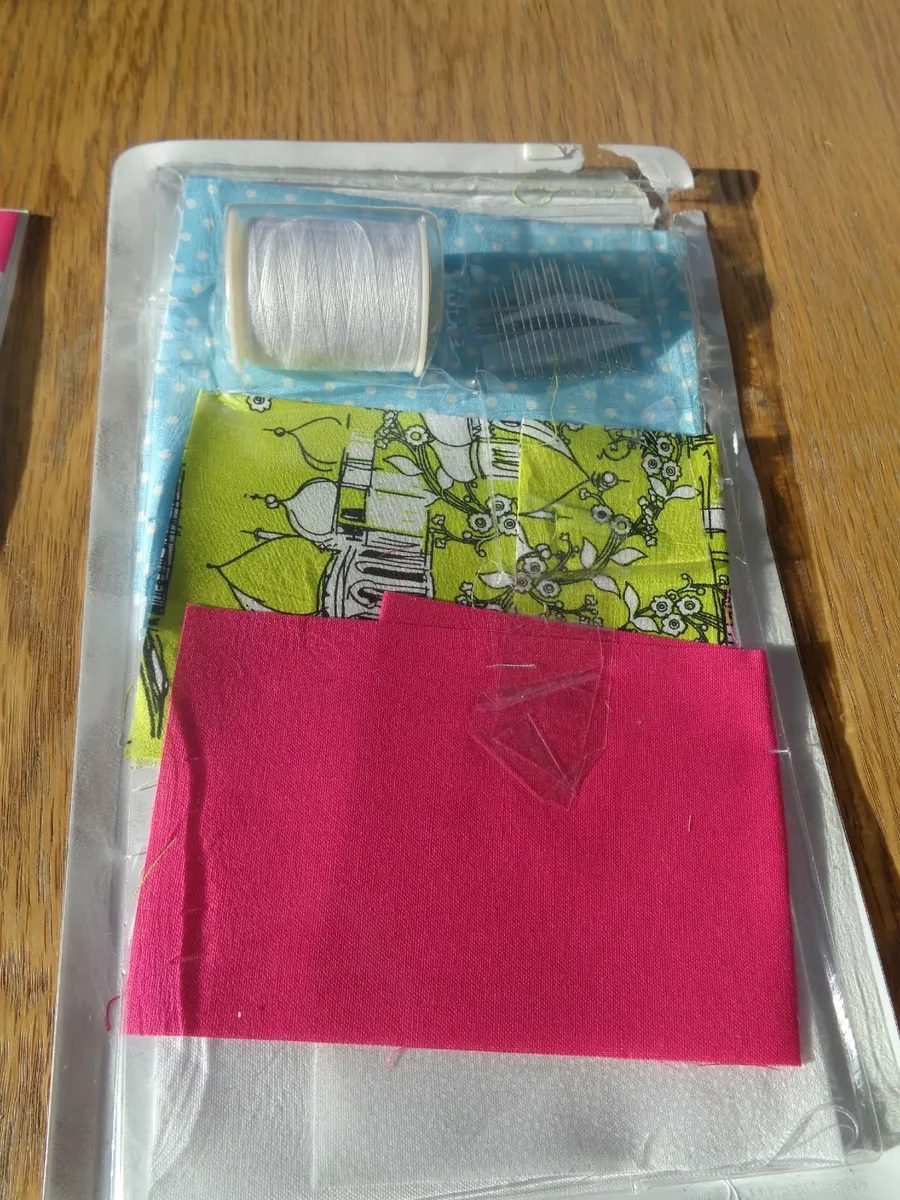 The Art of Quilting Magazine for Sale - Image 3