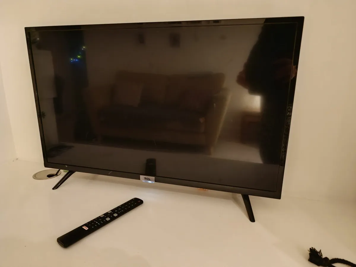 TCL Smart TV