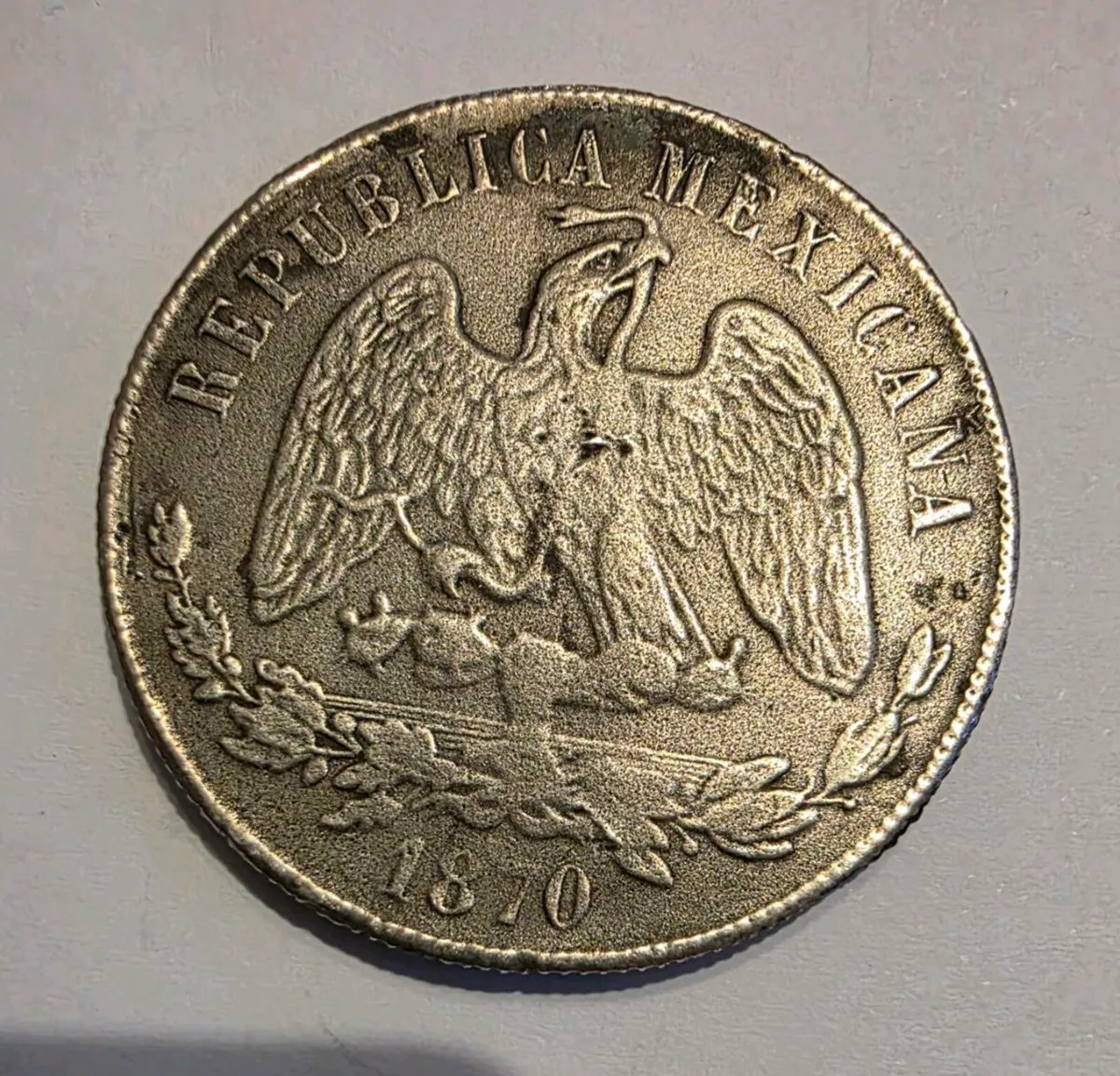 1870 mexican un peso - Image 2