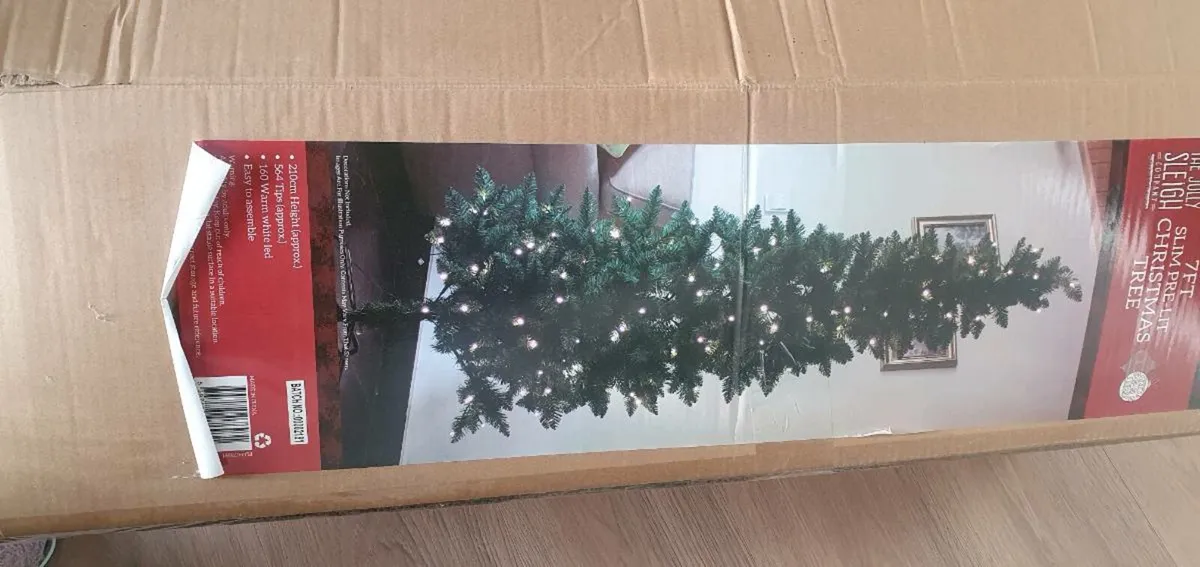 Christmas tree - Image 2