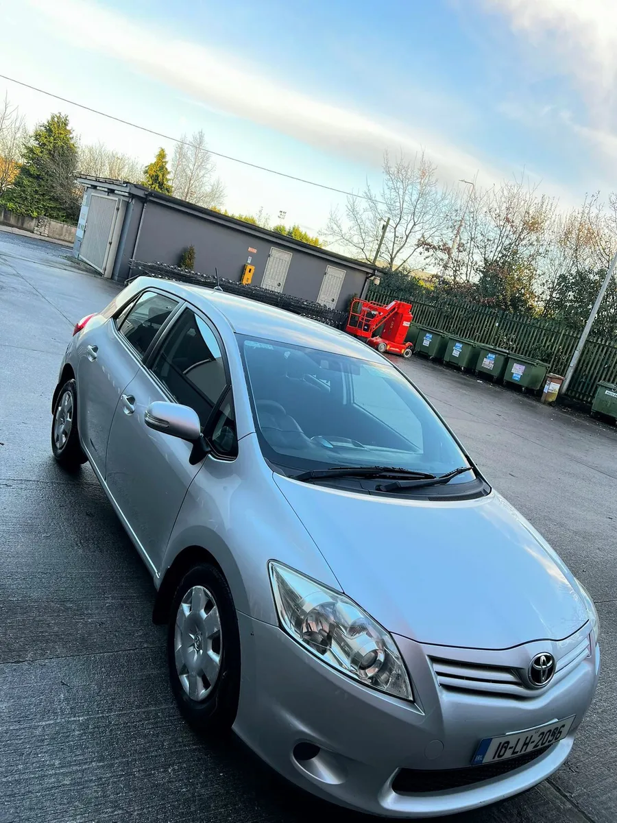 Toyota Auris - Image 1