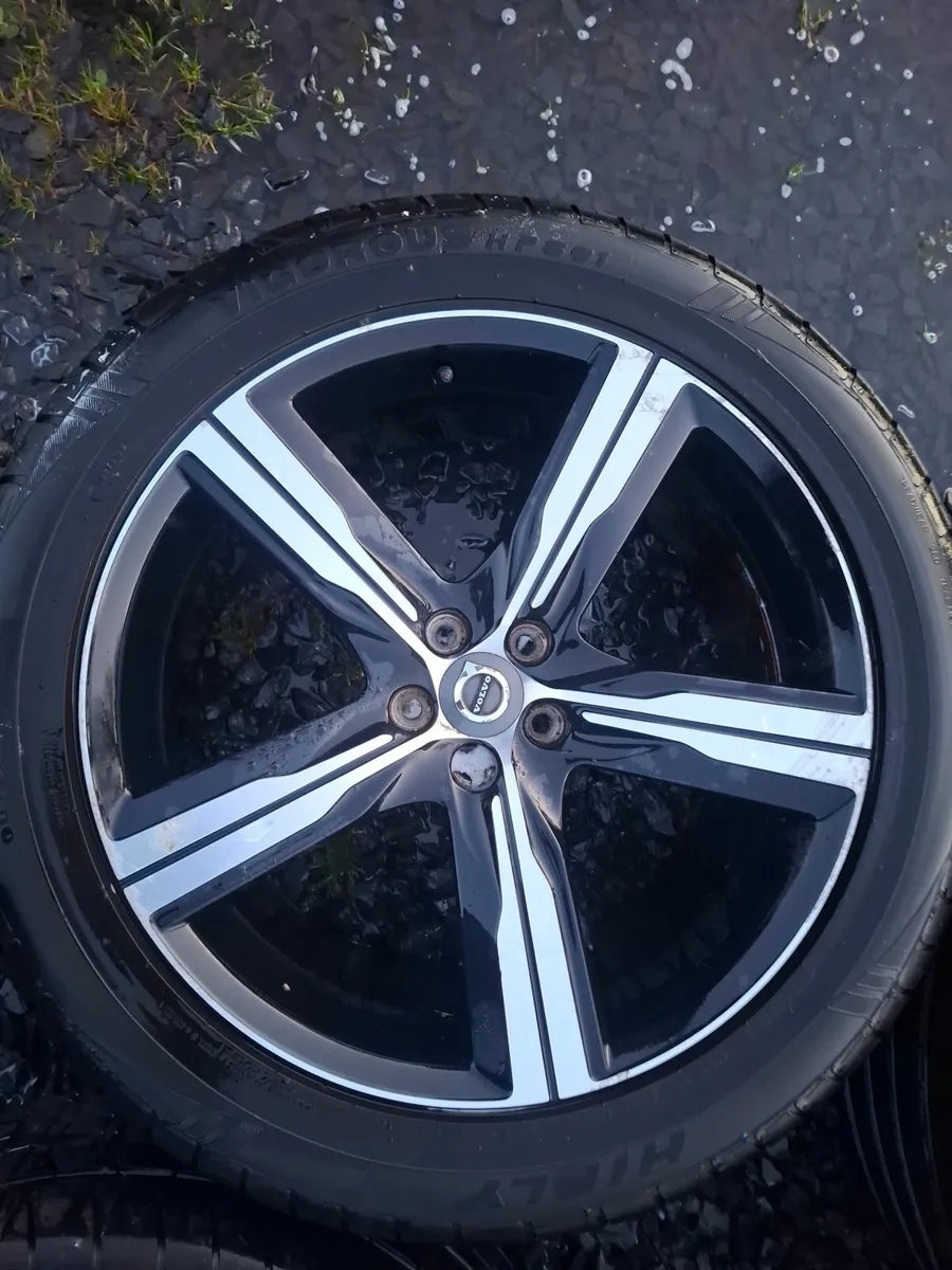 20" Genuine Volvo XC90 Alloys with tyres - Image 4