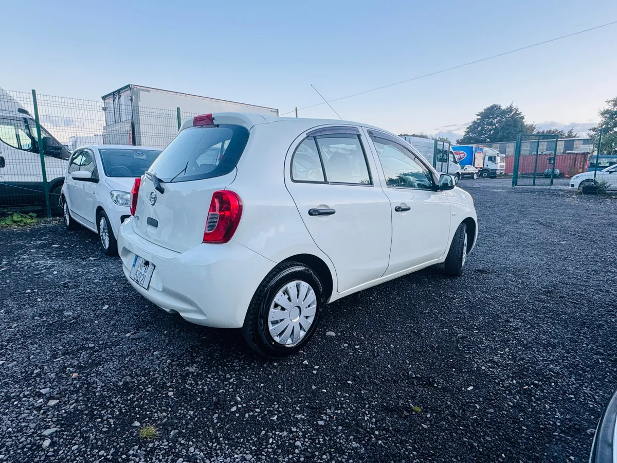 Nissan March 2014 fully automatic - Image 4