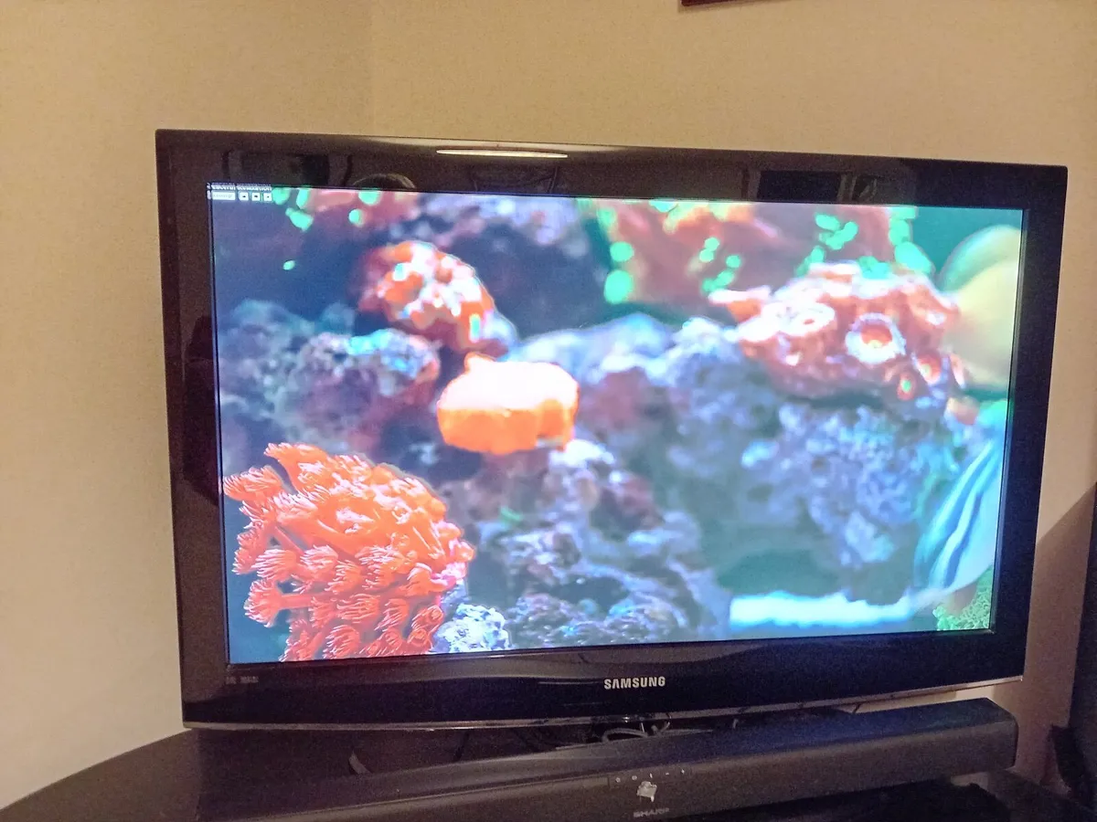 Samsung 36" Television - Image 3