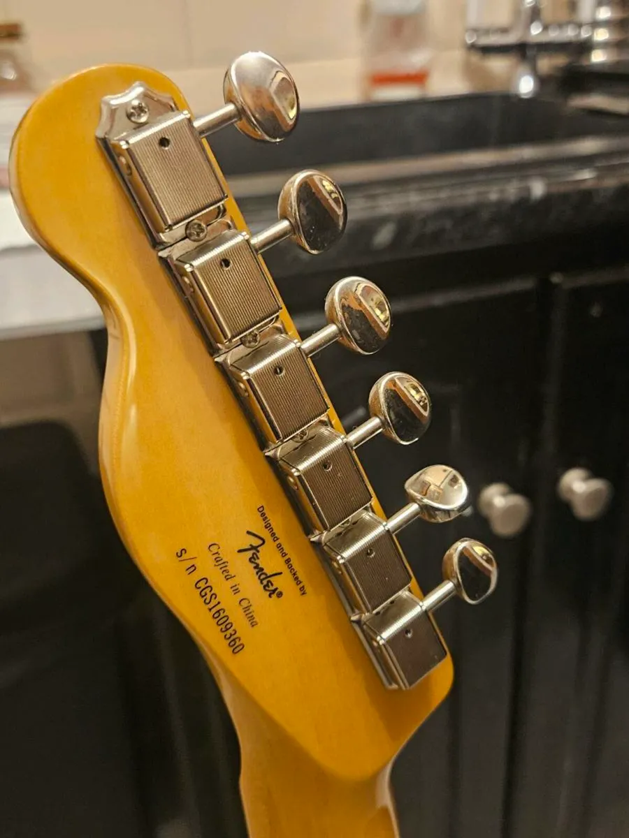 Squier classic vibe telecaster 50s - Image 4