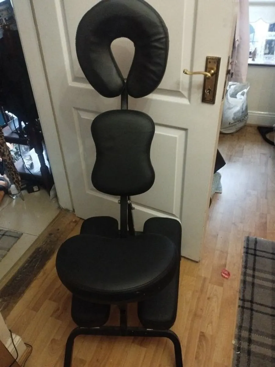 Massage/Tattoo chair - Image 1