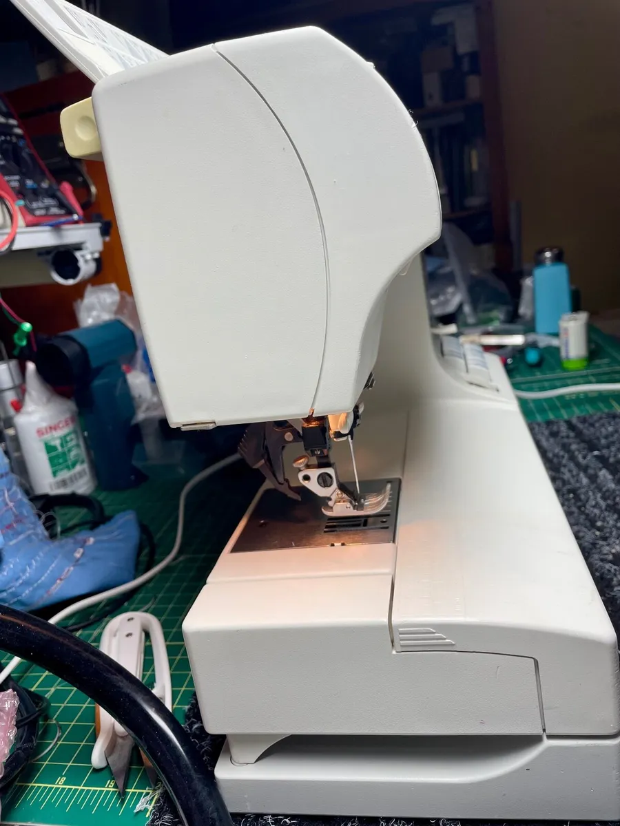 PFAFF 6120 (Heavy Duty) Sewing Machine - Serviced - Image 3