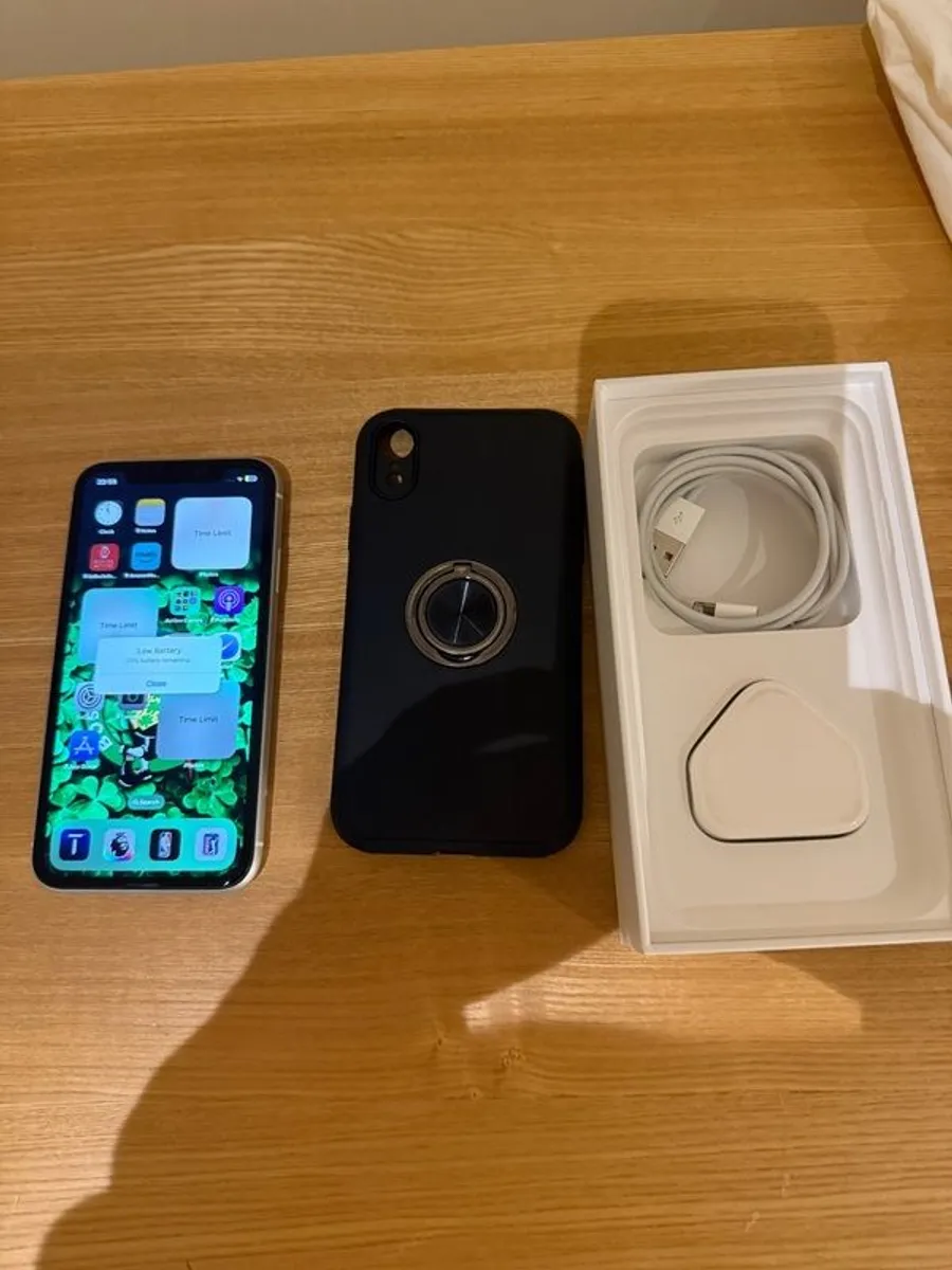 IPhone XR 64GB Vodafone - Image 1