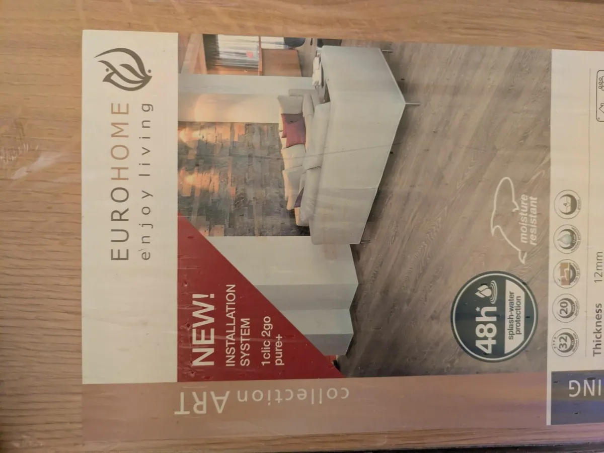 "Sherwood Oak" Laminate Flooring - Image 4