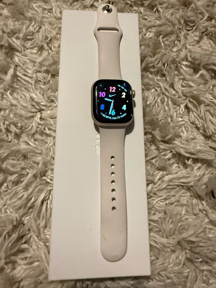 Apple Watch Series 10 42 Rose Gold GPS + Cellular - Image 1