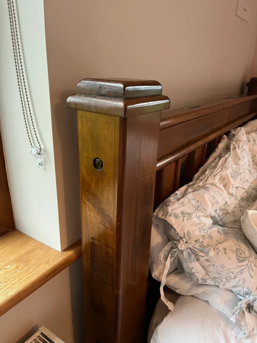 King size, 5 ft wooden bed frame - Image 4