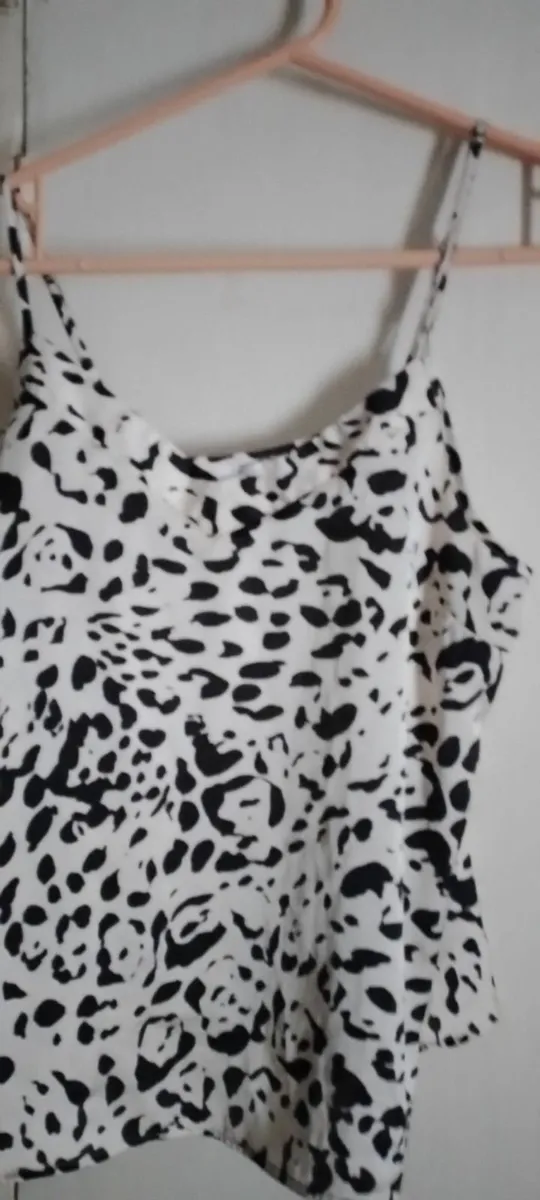 Crossdresser? Lingerie..wigs hosiery - Image 3