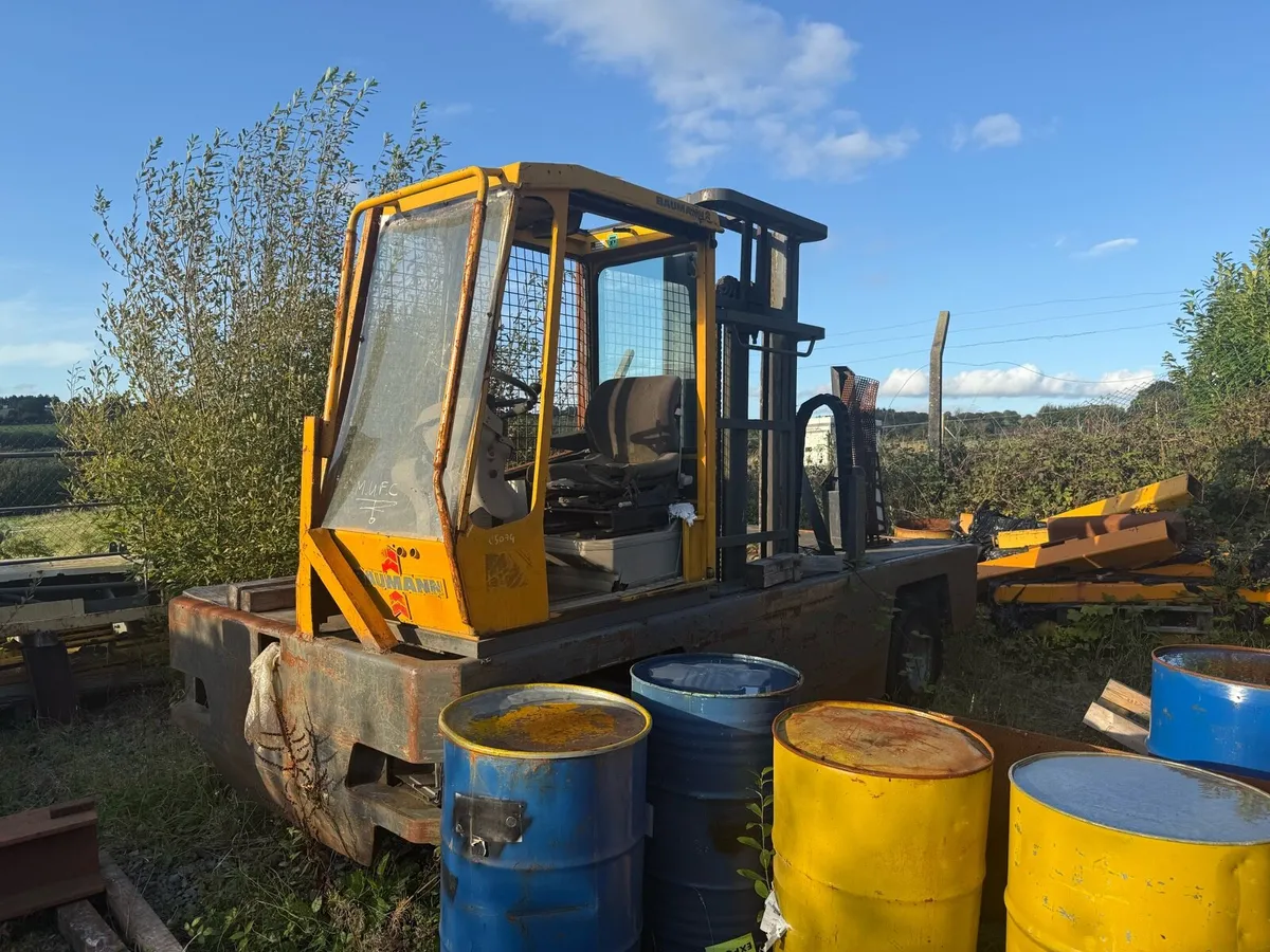 Baumann 5t side loader forklift - Image 4