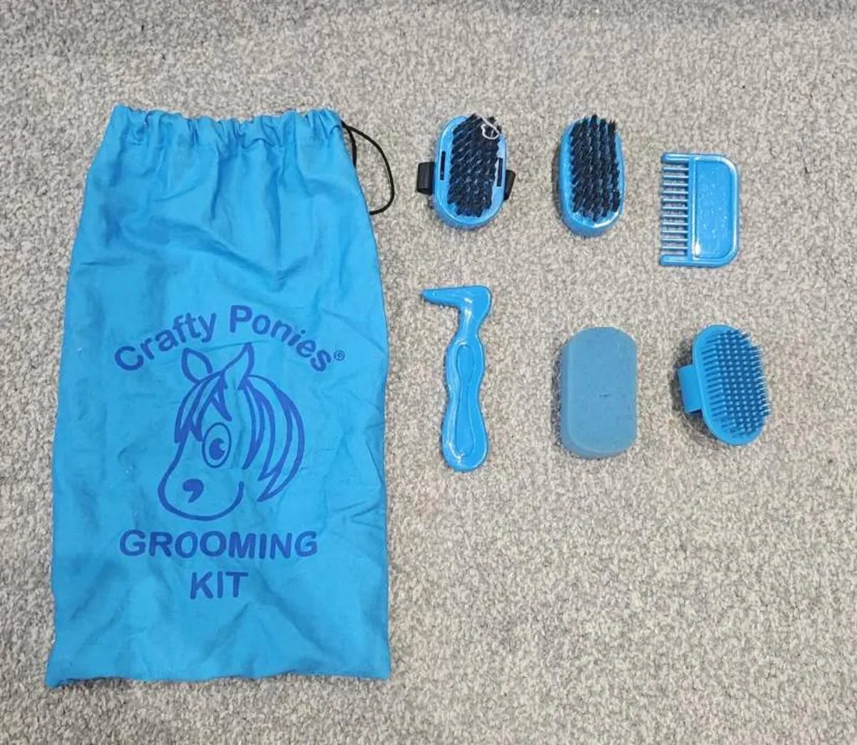 Crafty pony sets and stable - Image 4