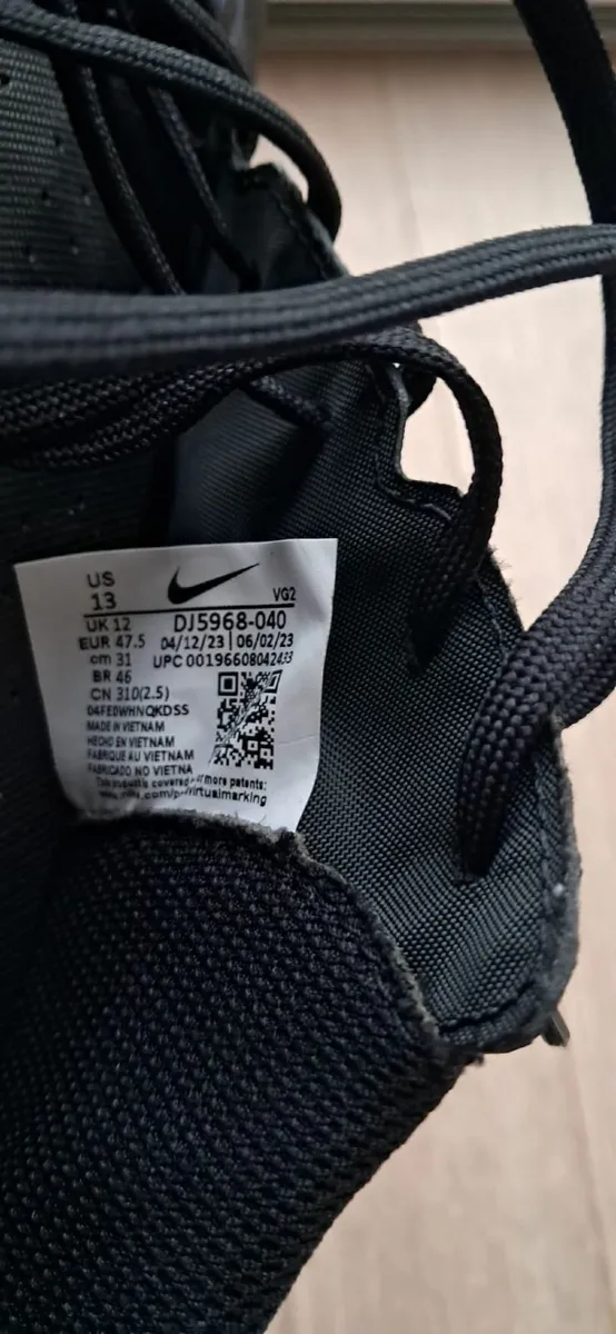 soccer shoes - Image 4