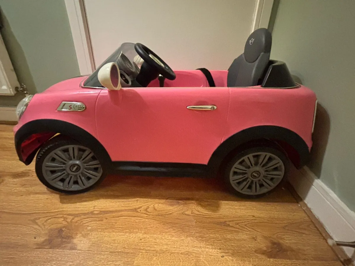 Electric Mini Cooper - Image 2