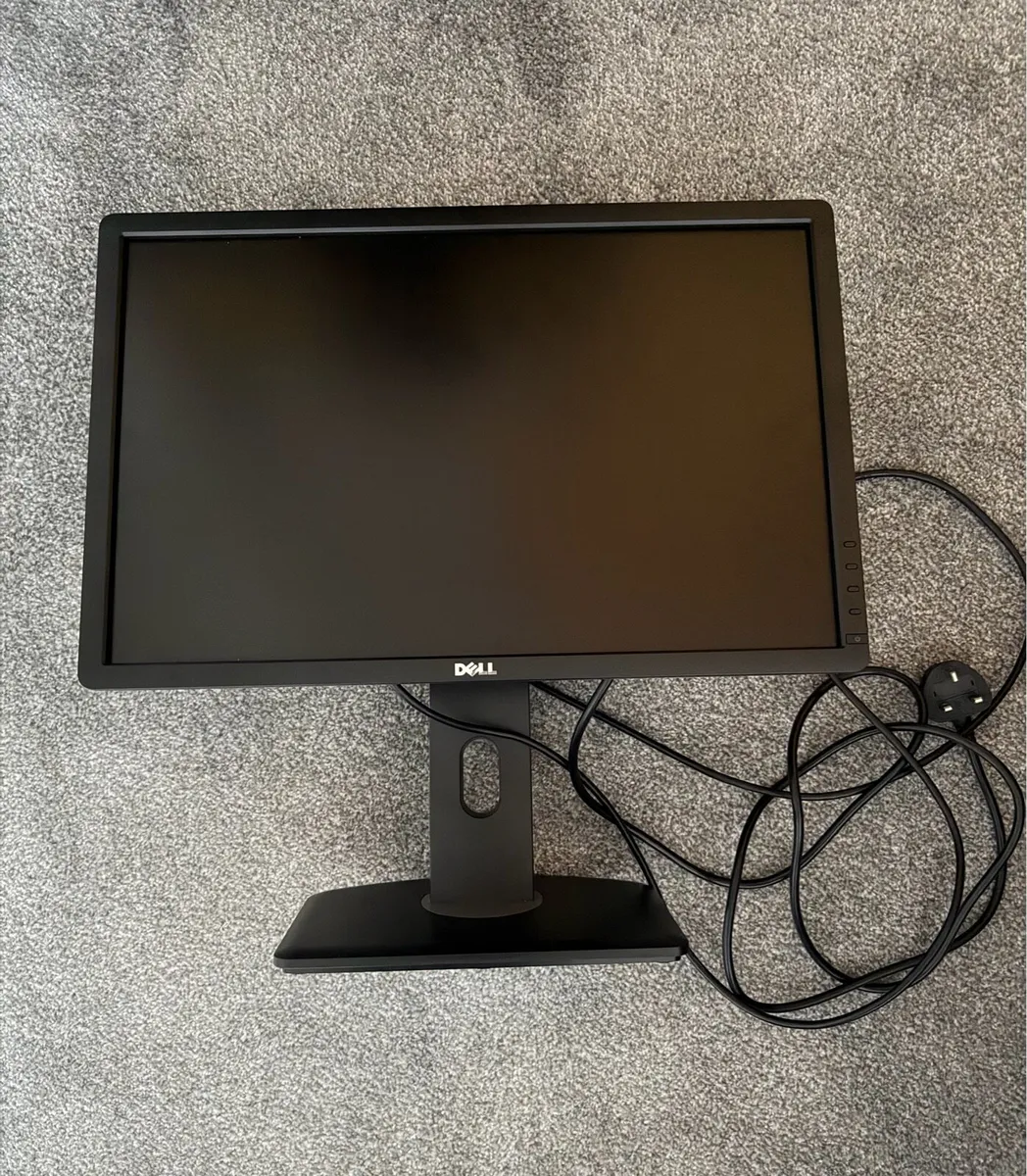 Dell P2213T 22-inch LED-backlit LCD monitor - Image 1
