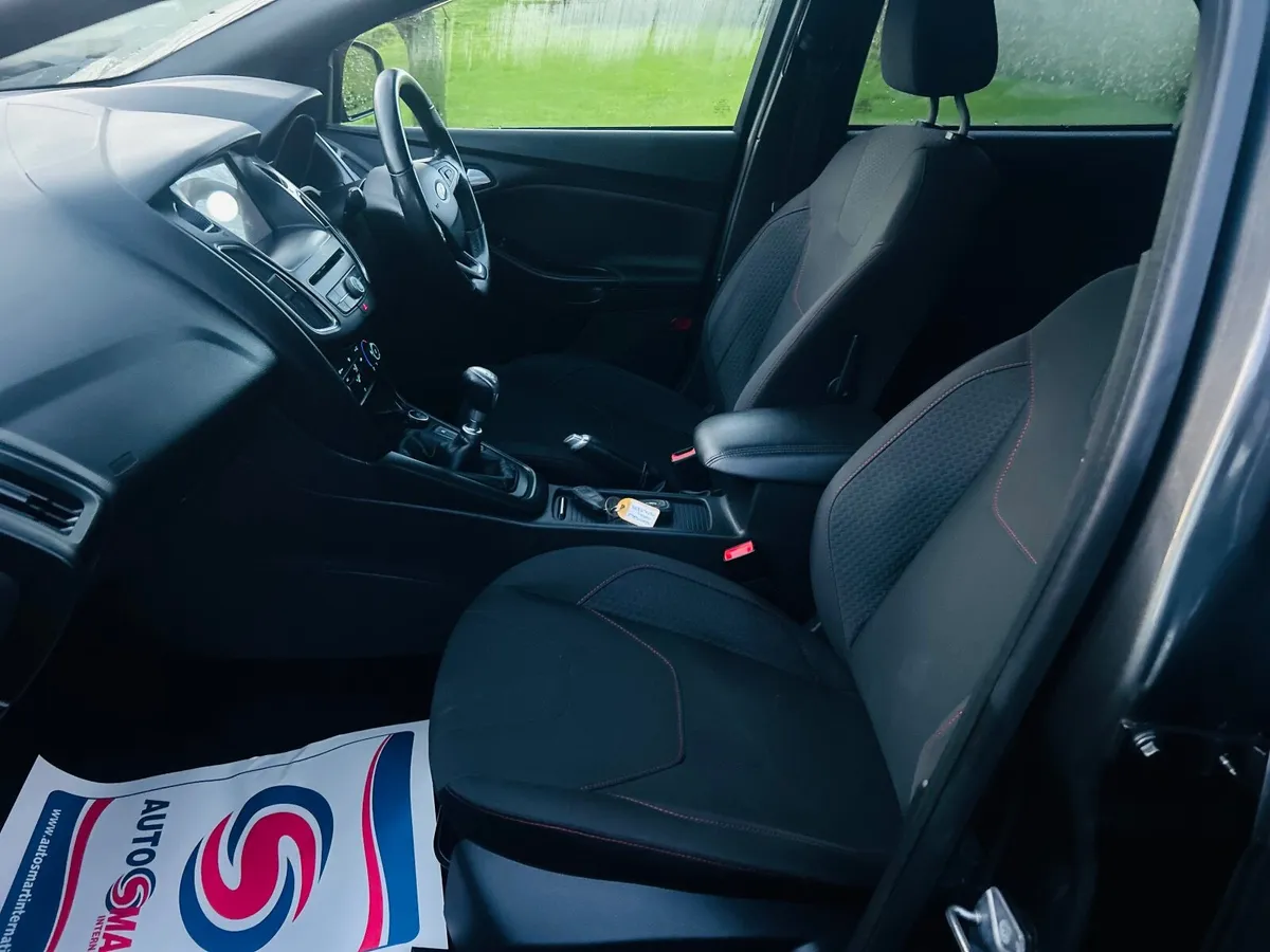 FORD FOCUS ST LINE 120 BHP TDCI 2017 - Image 4