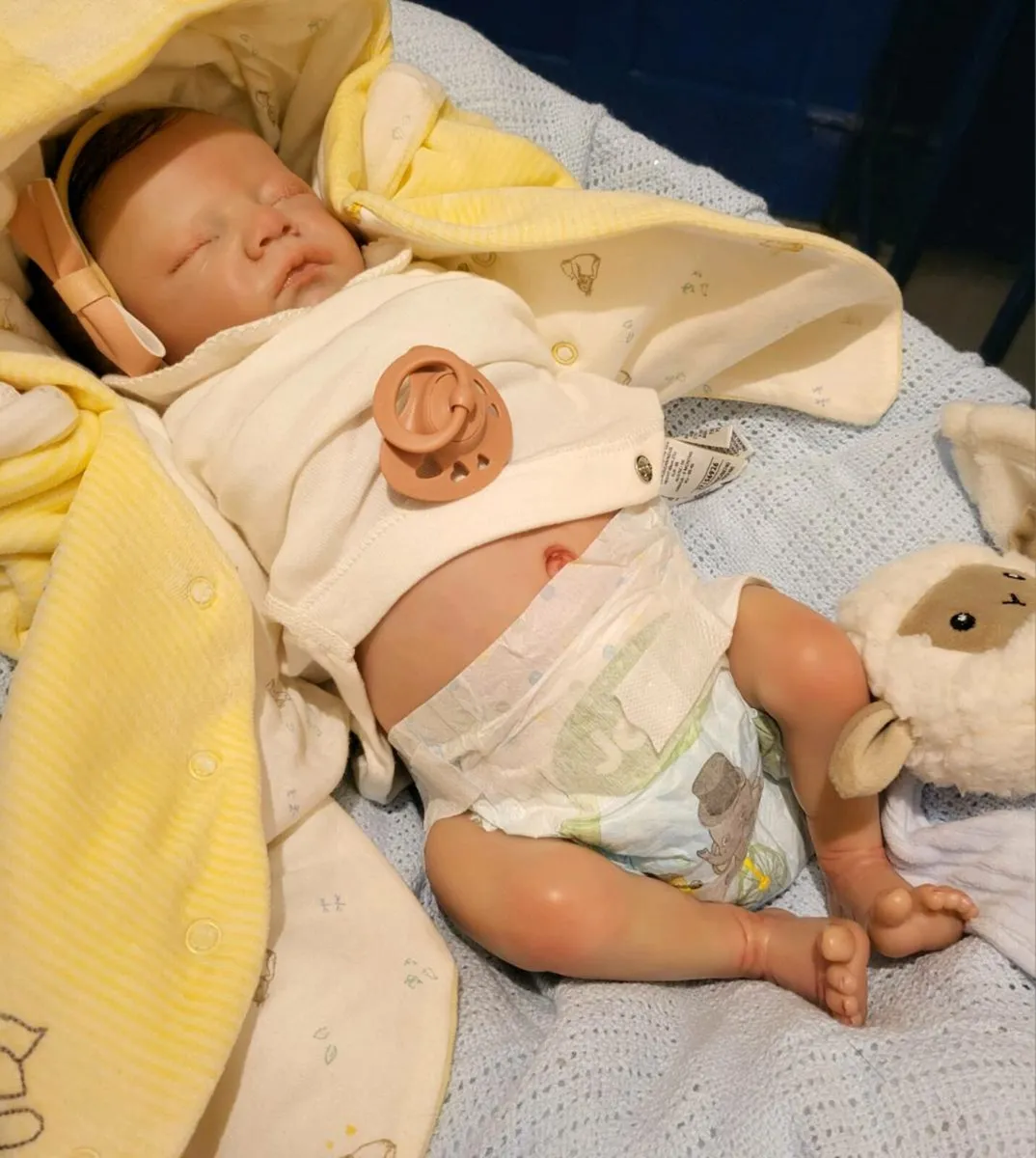 Reborn doll - Image 2