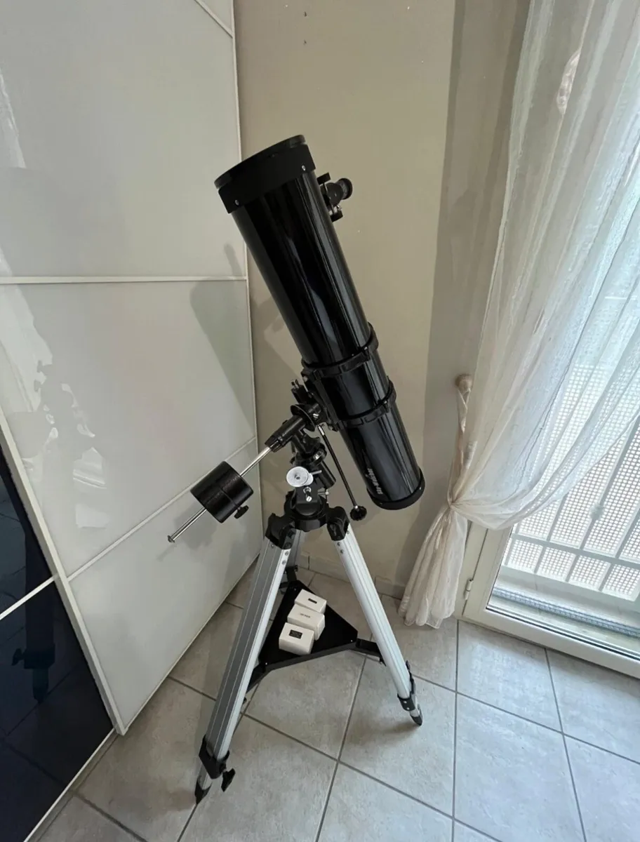 Skywatcher Explorer N130/900 EQ2 - Image 1