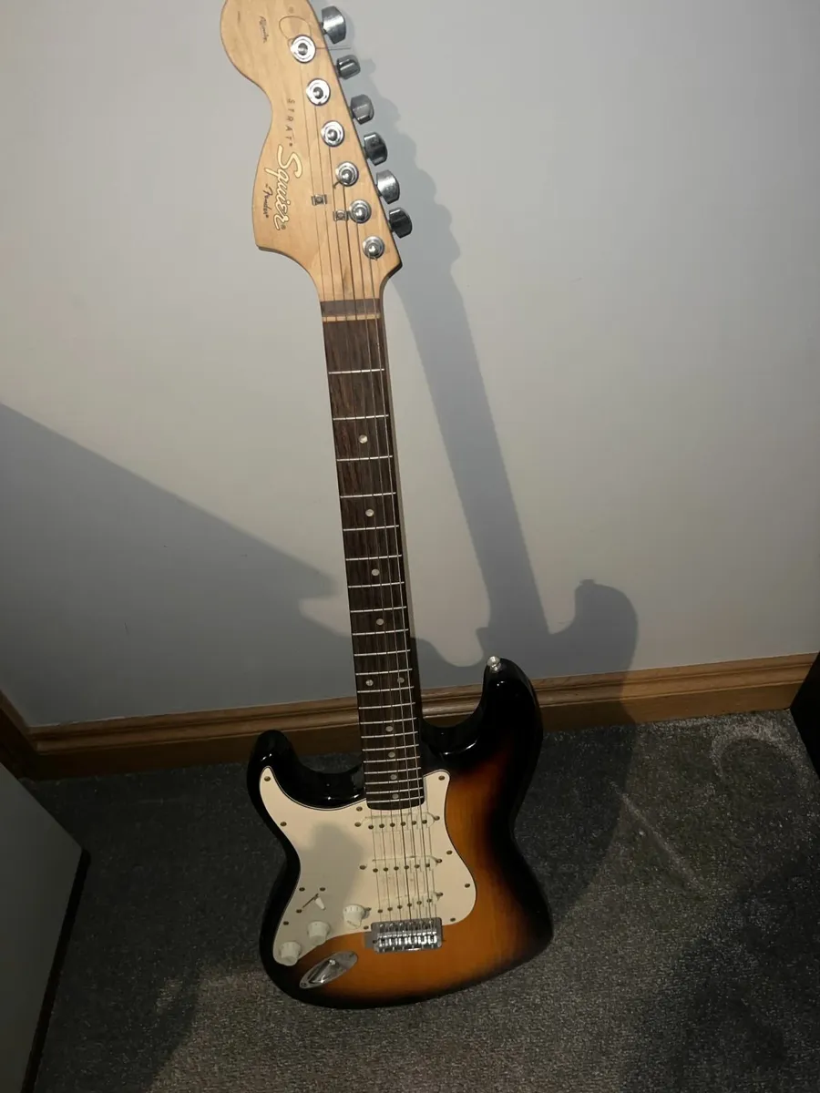 Squier Strat Electric Guitar (Sunburst) - Image 2