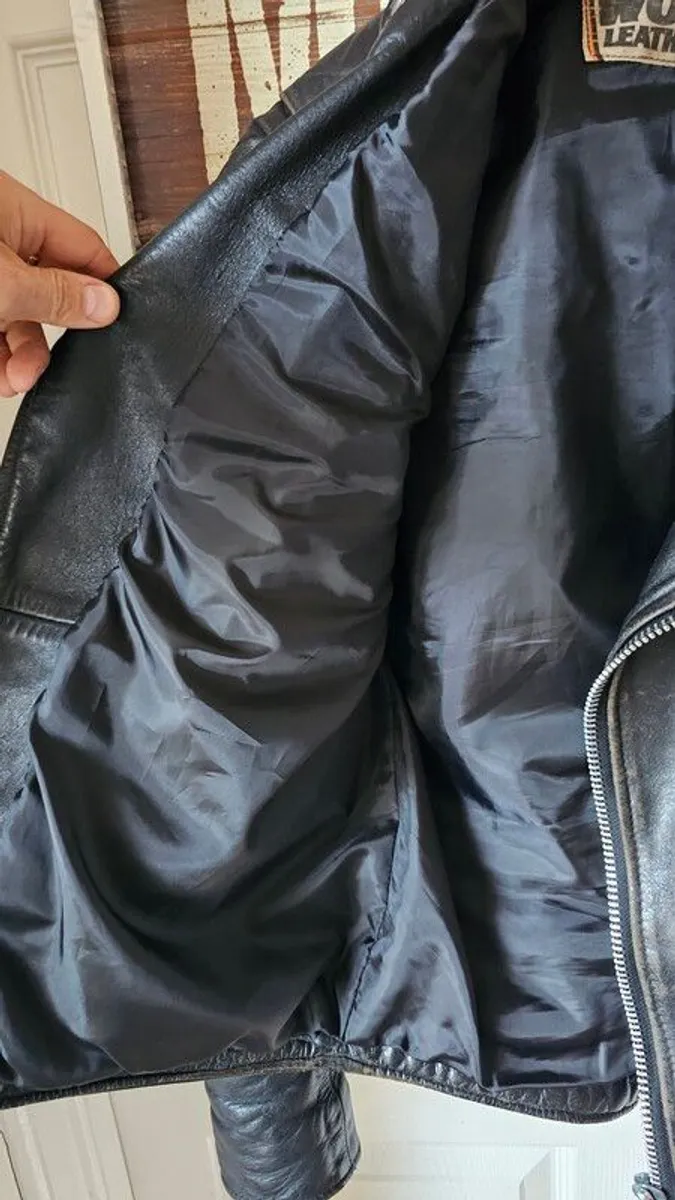 Vintage Leather Jacket - Image 4