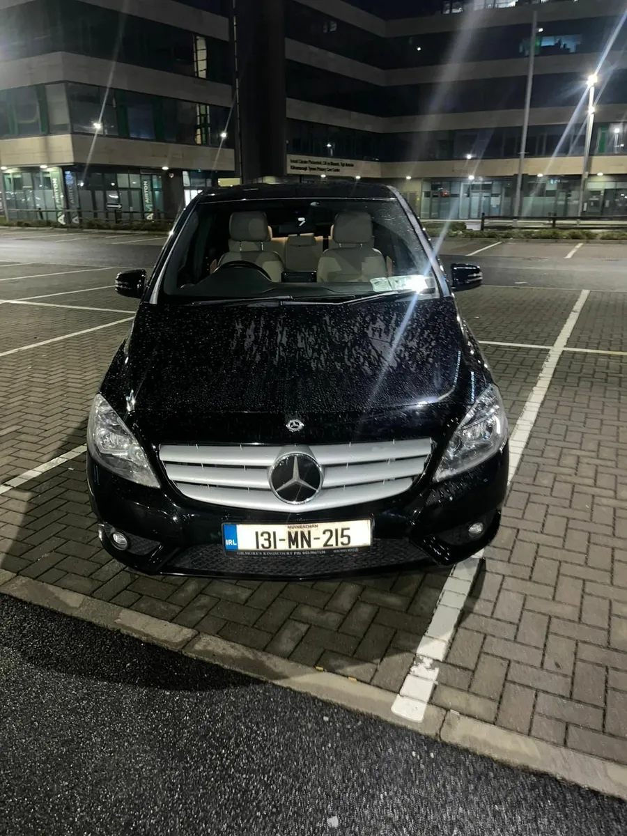 Mercedes B-Class AUTO LOW KM - Image 3