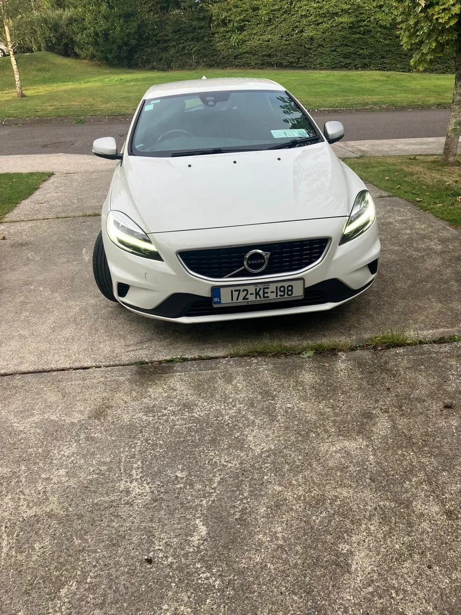 Volvo V40R (Sport) - Image 3