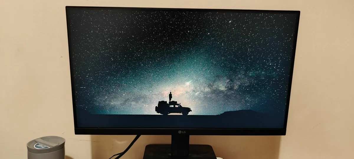LG 22 inch 100 HZ Monitor (like new) - Image 1