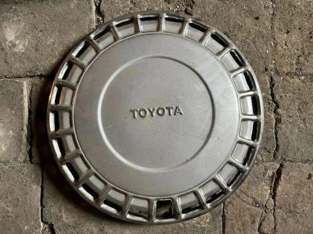 3 x Toyota Carina Mk II 13'' Steel Hub Caps - Image 2