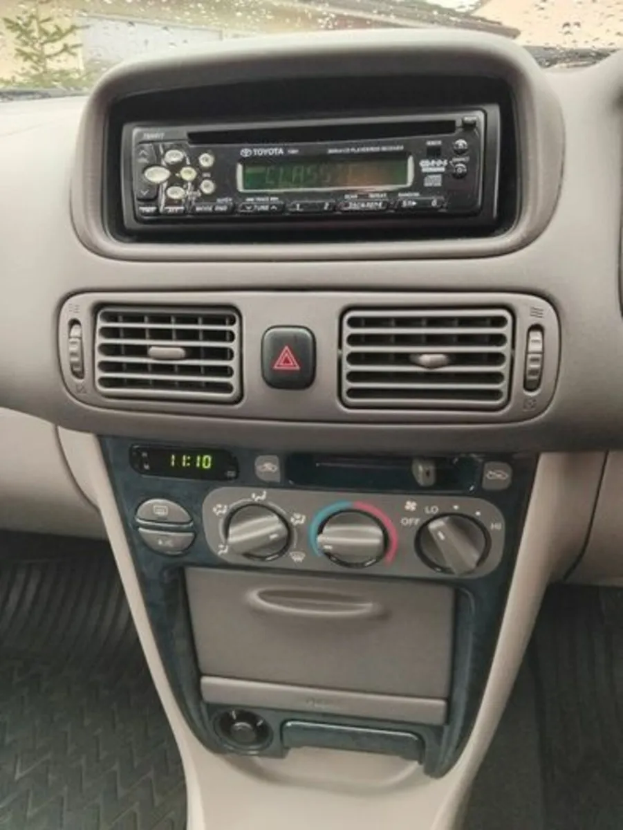 Toyota Corolla E11 97-00 Centre Console Cubby - Image 1